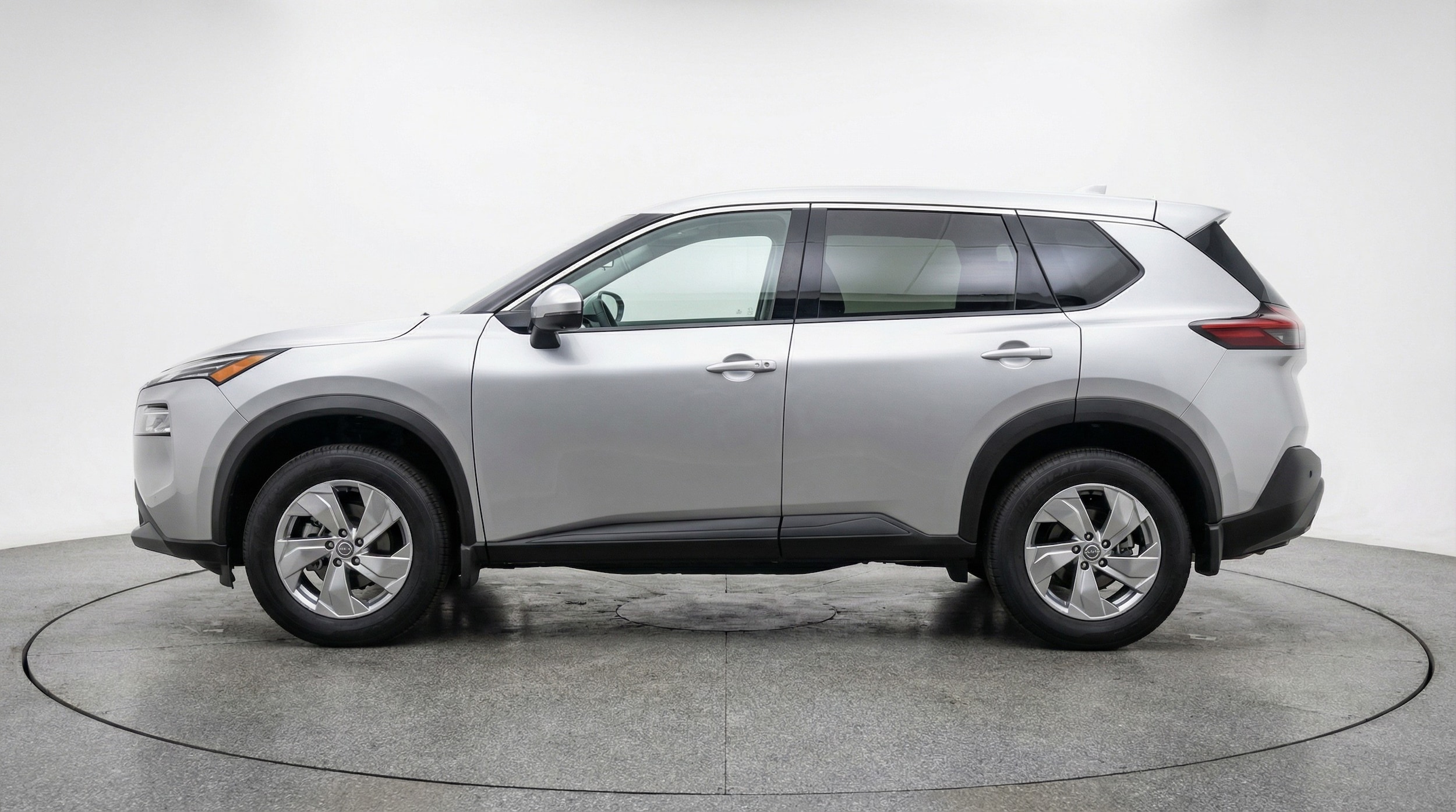 Thumbnail: 2025 Nissan Rogue - 4