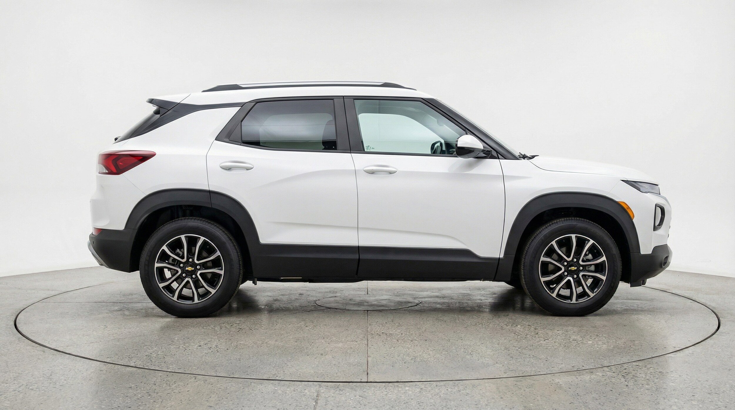 Thumbnail: 2025 Chevrolet TrailBlazer - 11