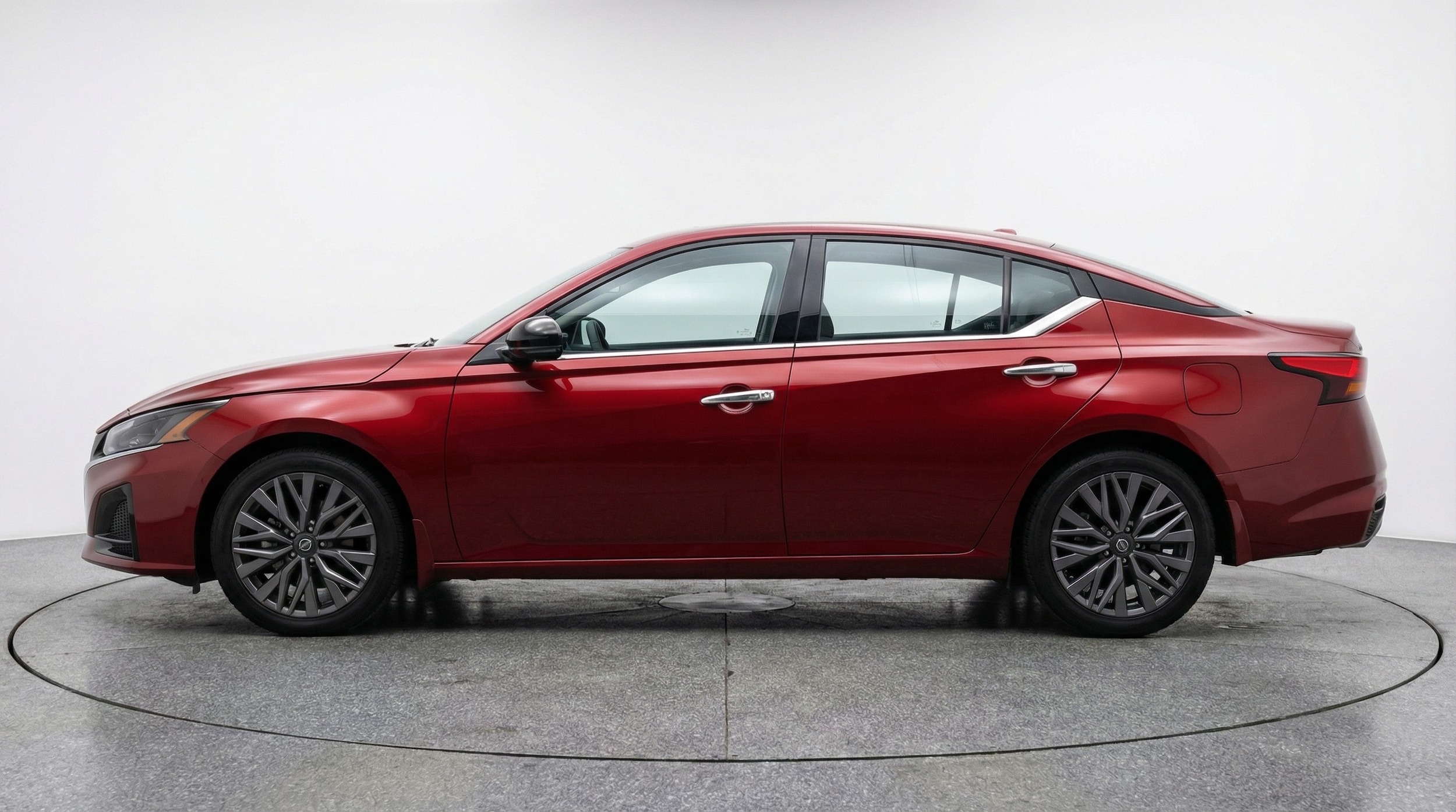 Thumbnail: 2025 Nissan Altima - 4