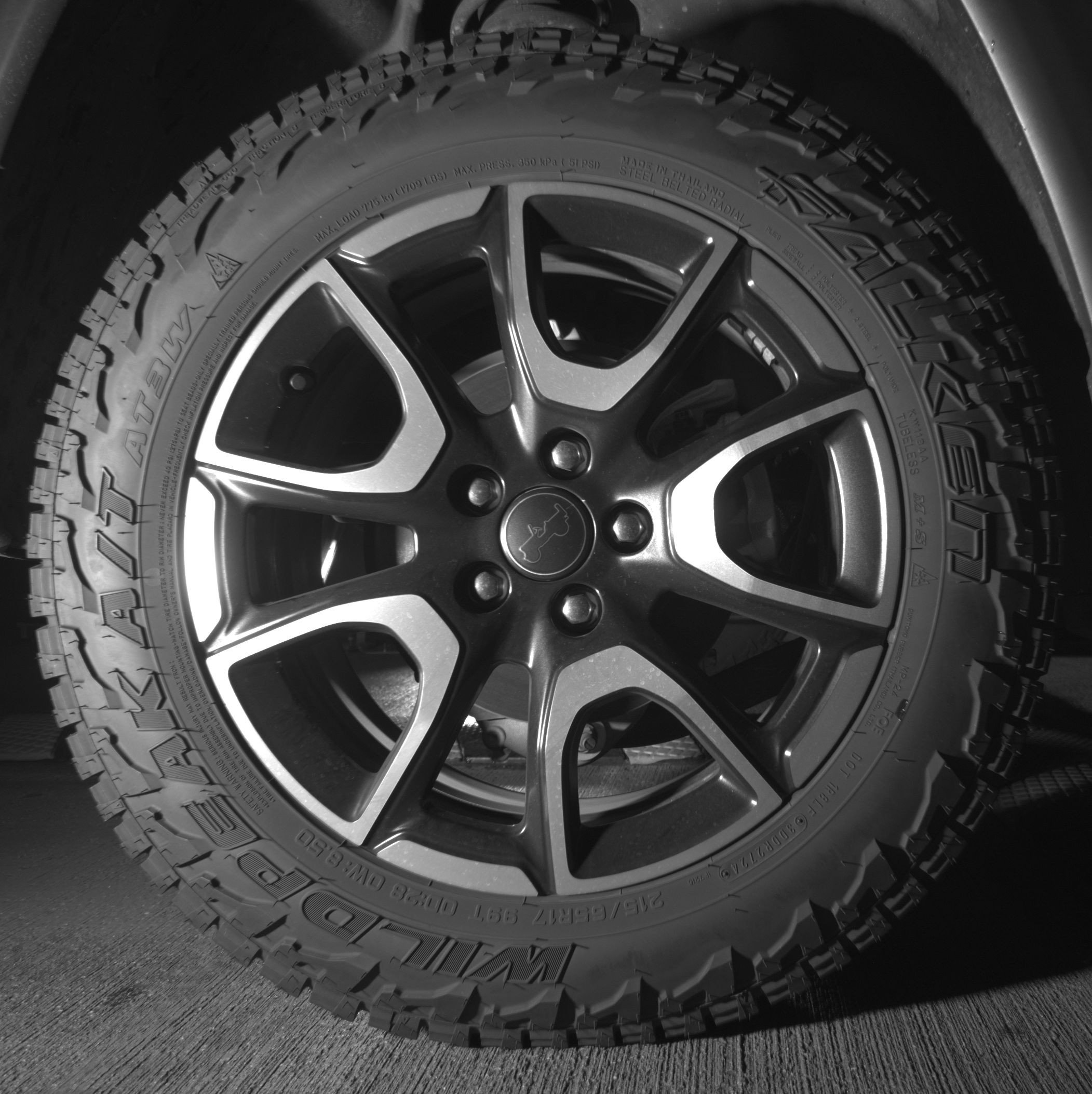 Thumbnail: 2025 Jeep Compass - 15