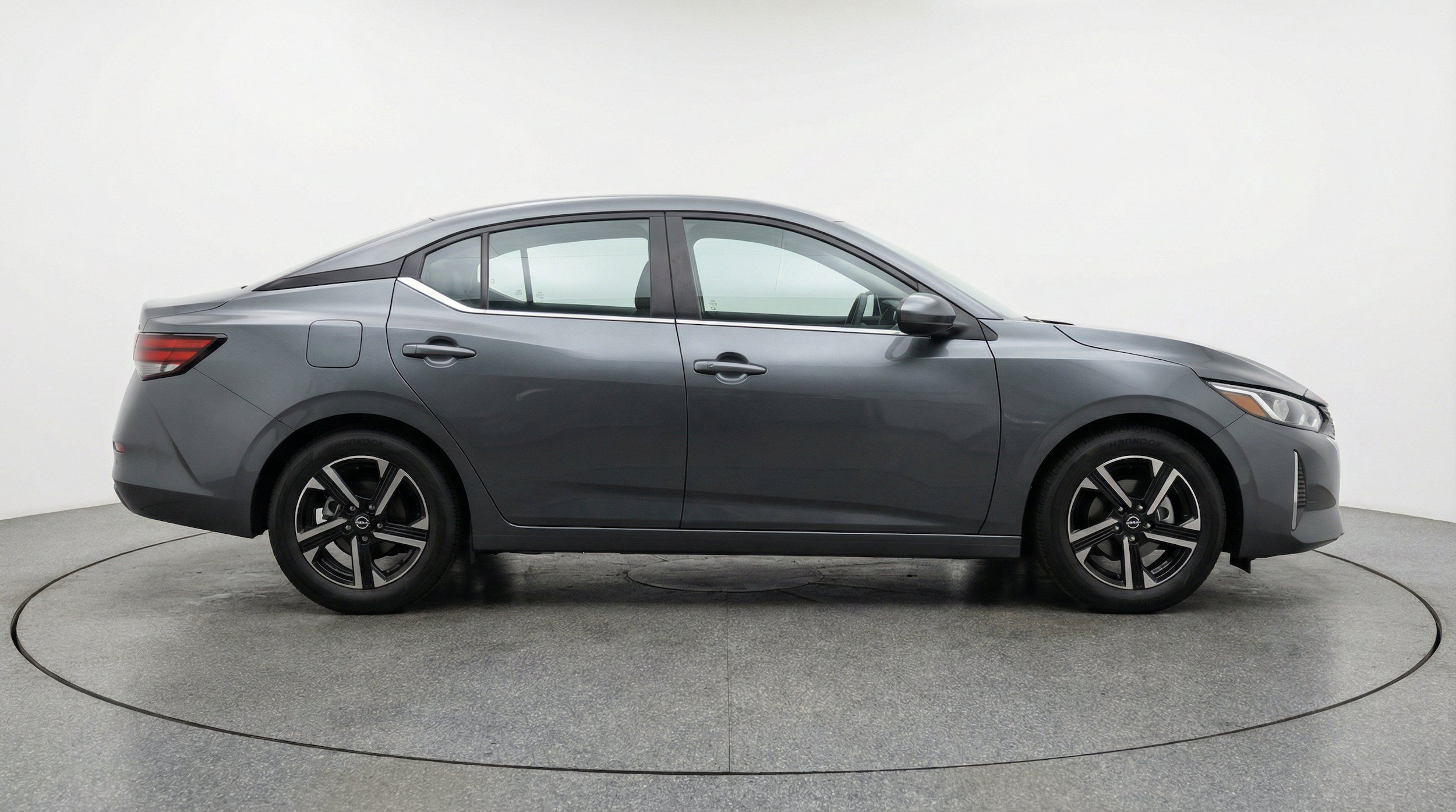 Thumbnail: 2025 Nissan Sentra - 11