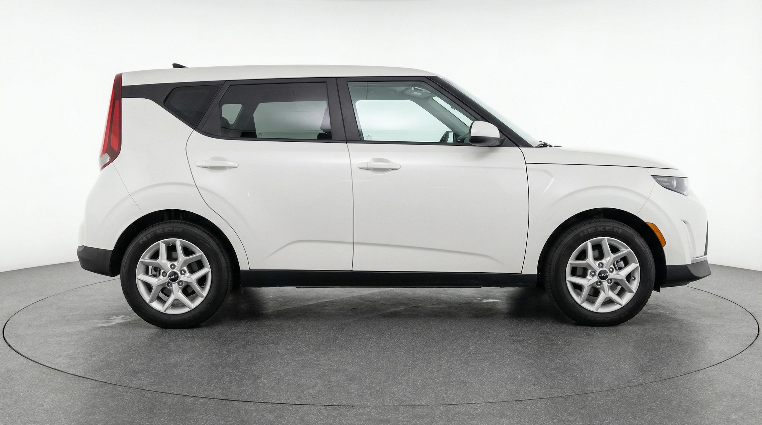 Thumbnail: 2025 Kia Soul - 8