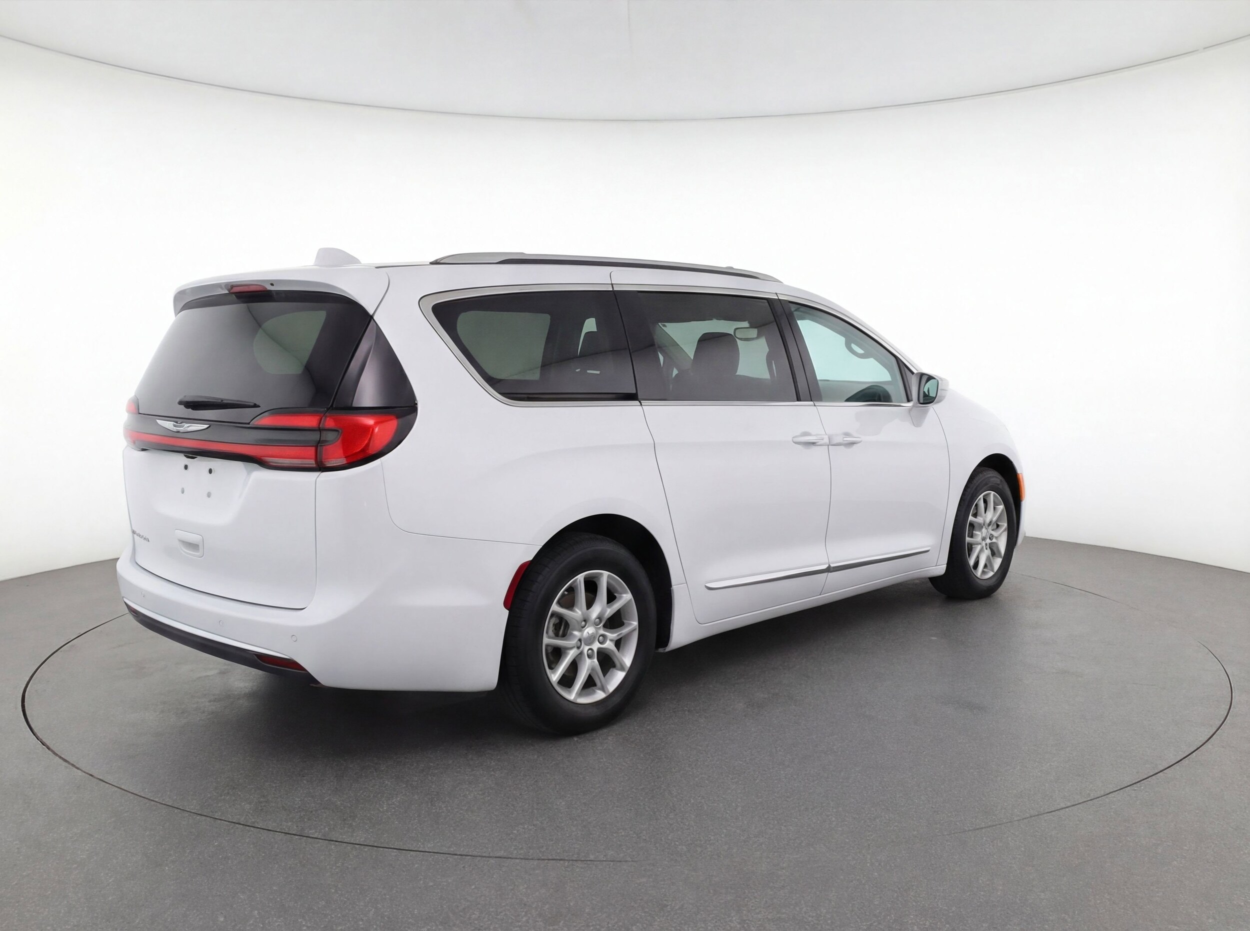 Thumbnail: 2024 Chrysler Pacifica - 9