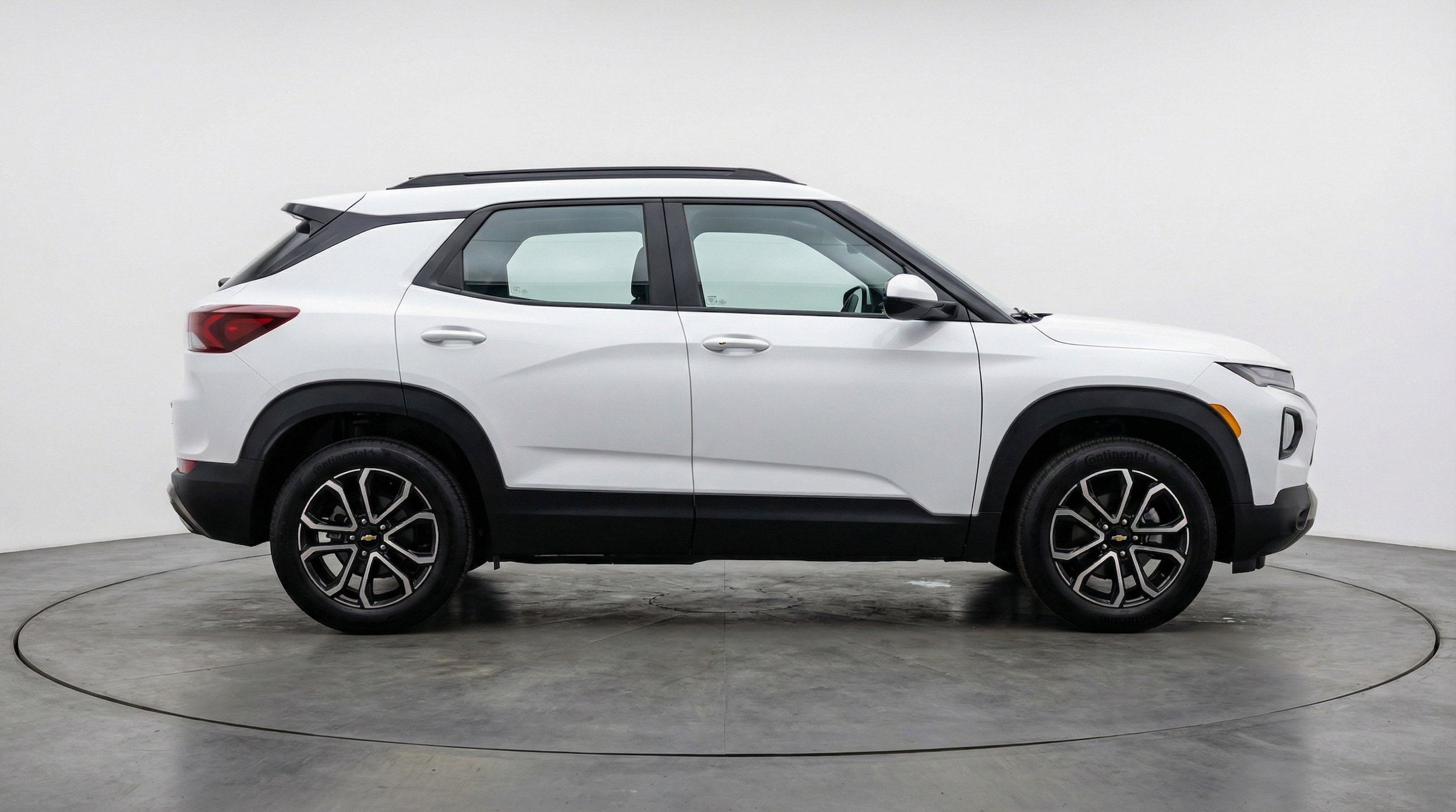 Thumbnail: 2025 Chevrolet TrailBlazer - 11