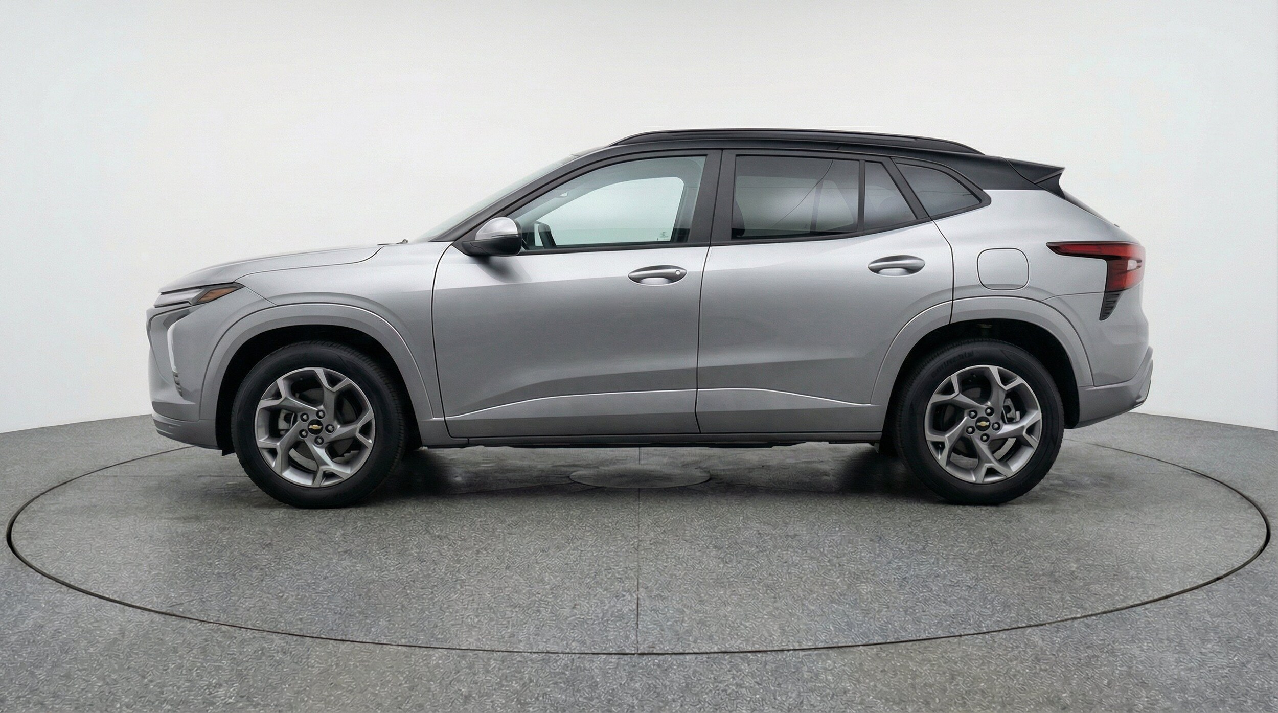 Thumbnail: 2025 Chevrolet Trax - 5