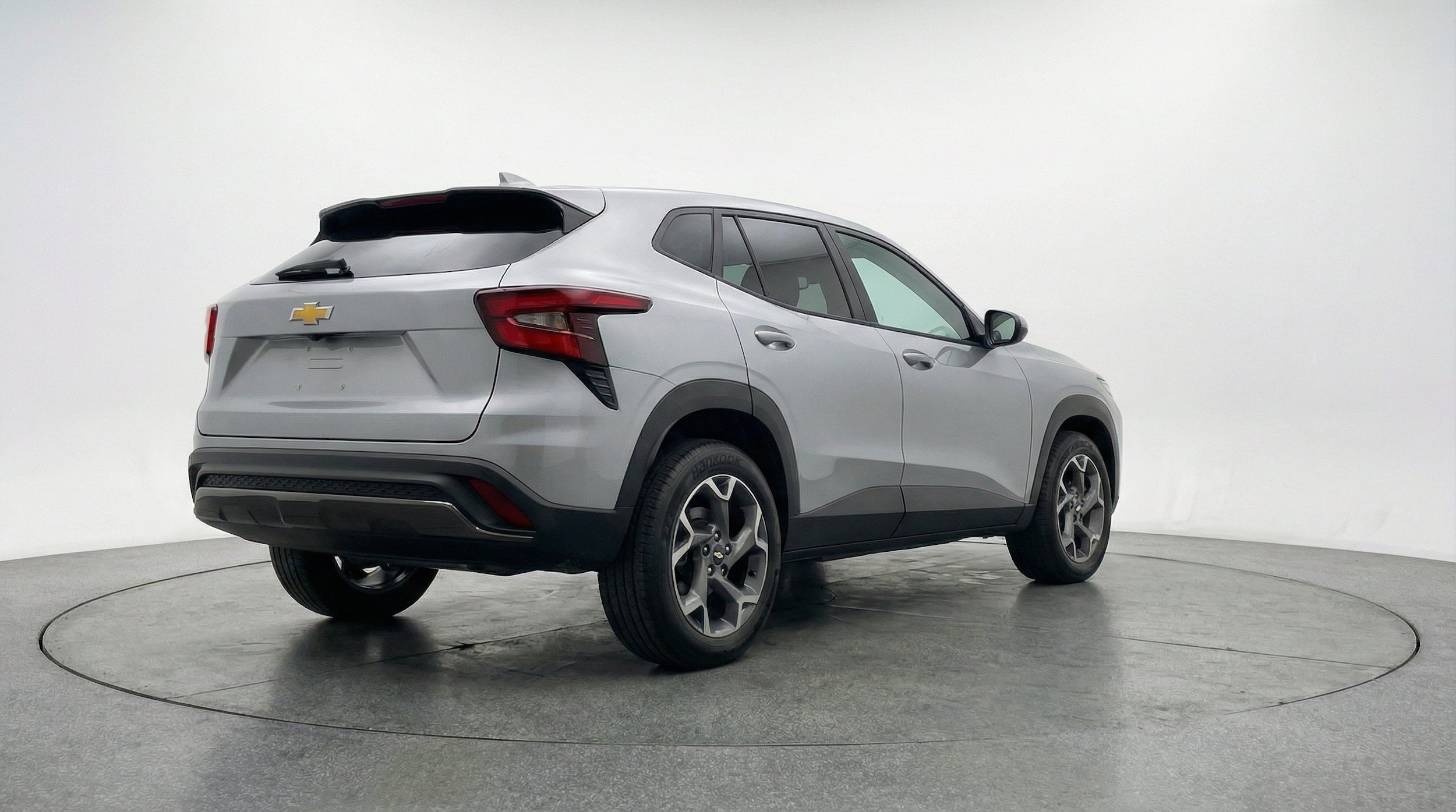Thumbnail: 2025 Chevrolet Trax - 9