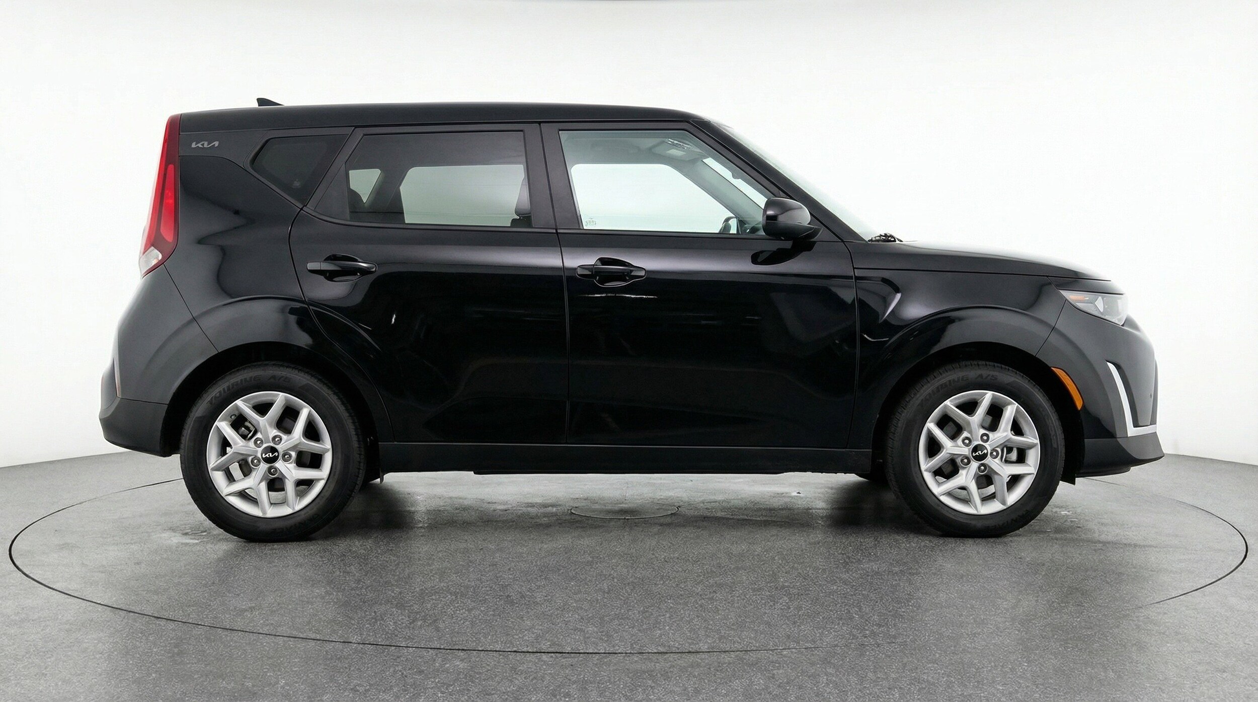 Thumbnail: 2025 Kia Soul - 11