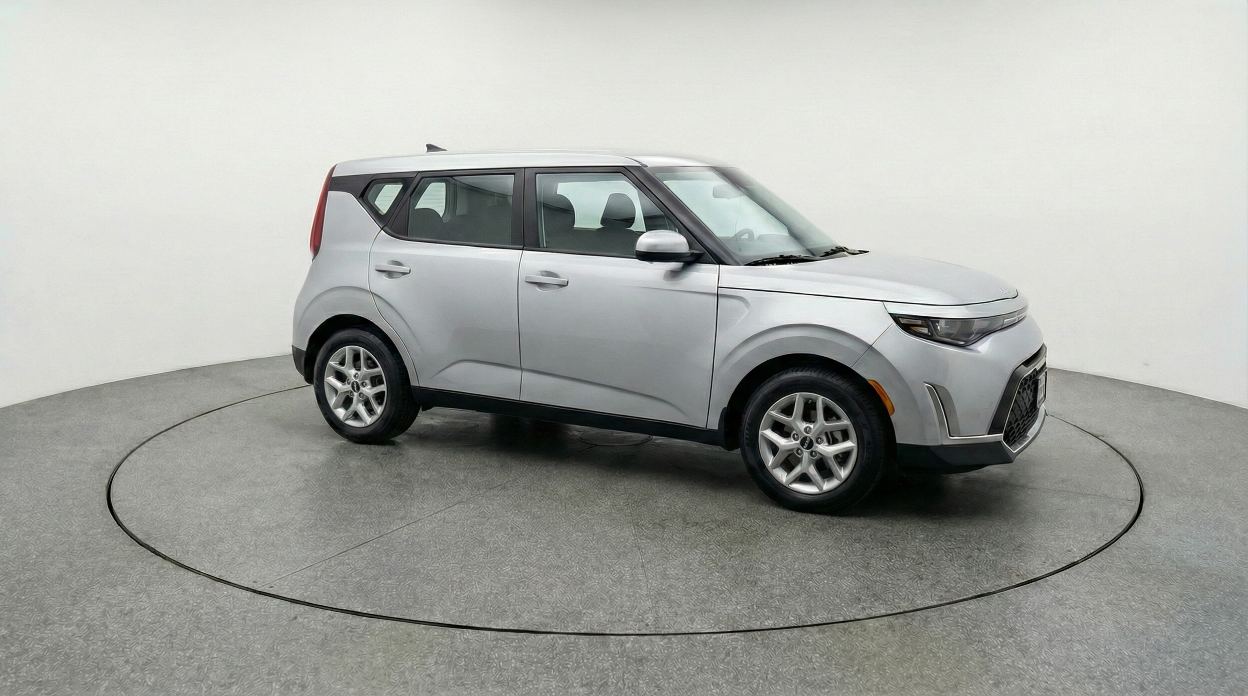 Thumbnail: 2025 Kia Soul - 1