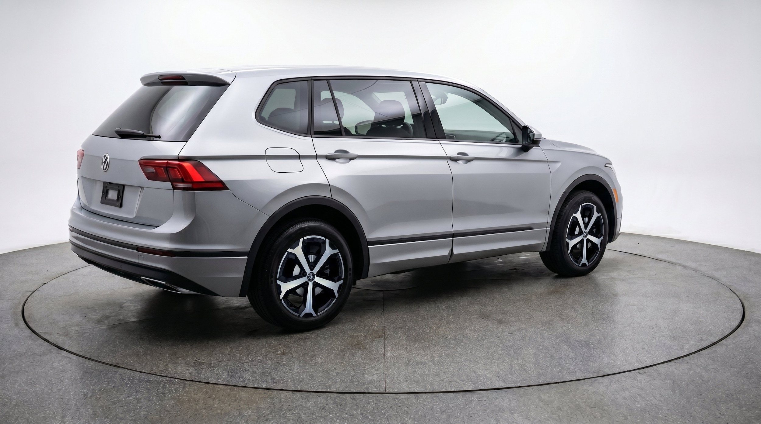 Thumbnail: 2026 Volkswagen Tiguan - 9