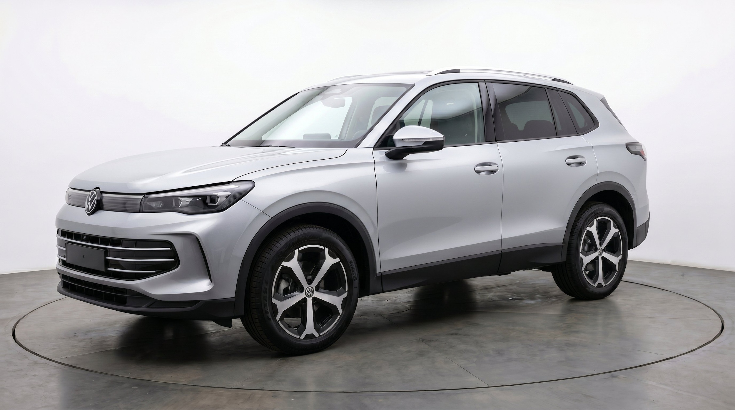 Thumbnail: 2026 Volkswagen Tiguan - 3