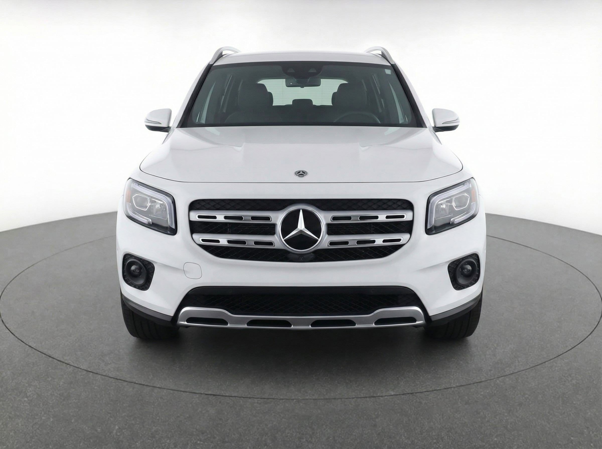 Thumbnail: 2025 Mercedes-Benz GLB - 2