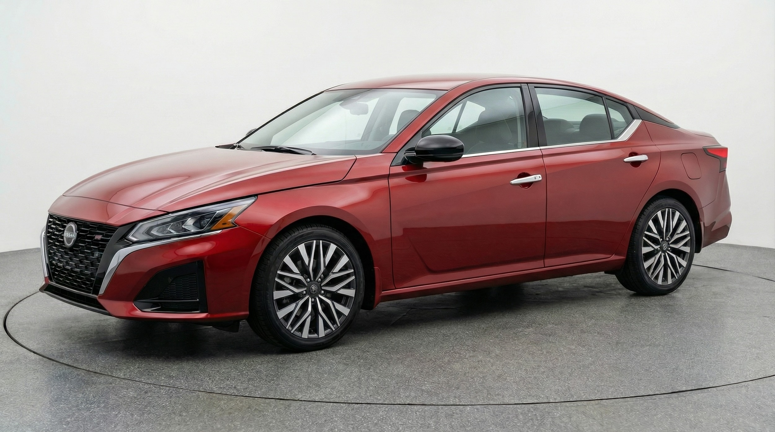 Thumbnail: 2025 Nissan Altima - 3