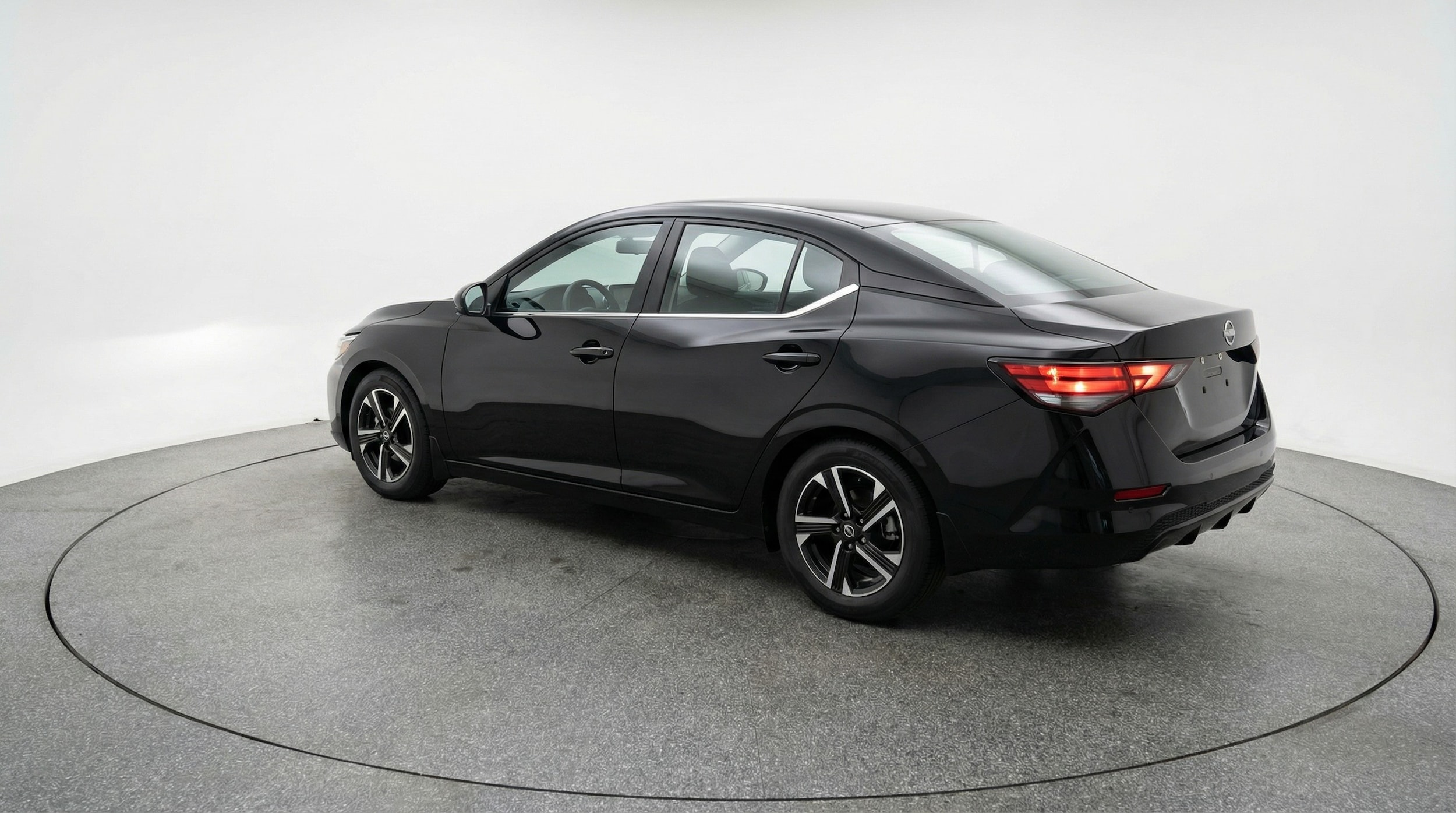 Thumbnail: 2025 Nissan Sentra - 5