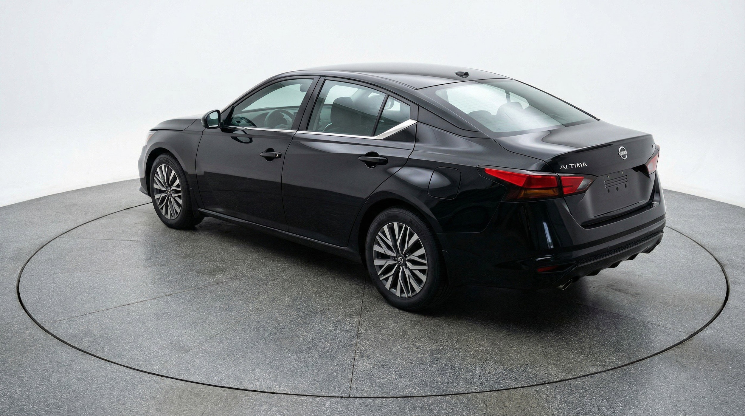 Thumbnail: 2025 Nissan Altima - 6