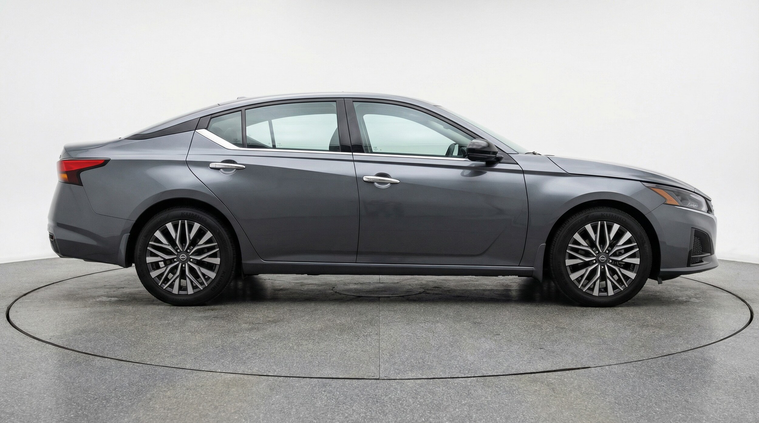 Thumbnail: 2025 Nissan Altima - 8