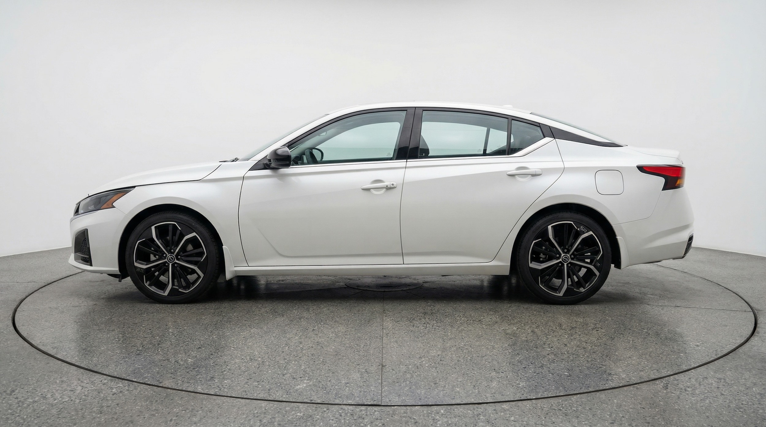 Thumbnail: 2025 Nissan Altima - 4