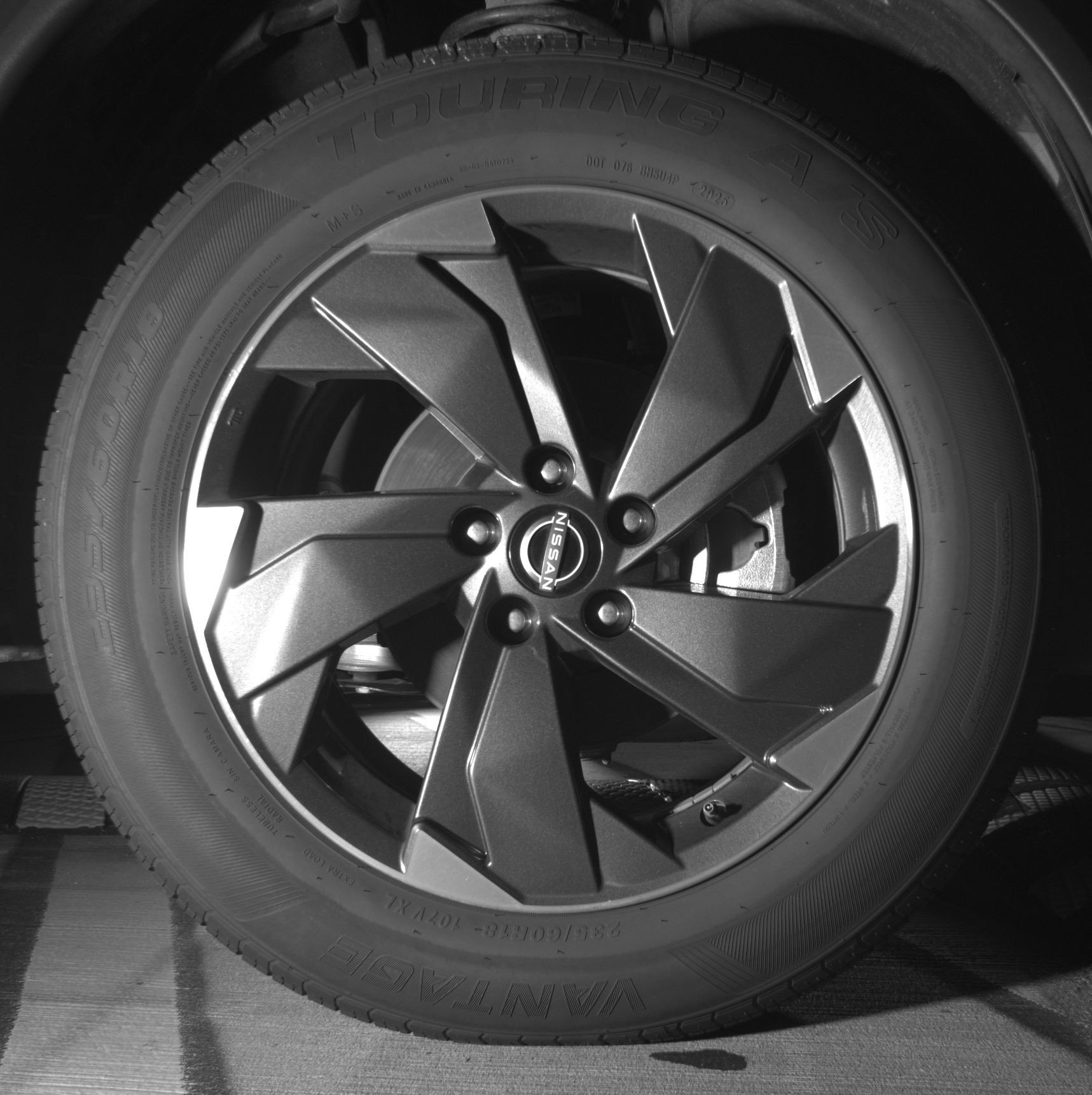 Thumbnail: 2025 Nissan Rogue - 13