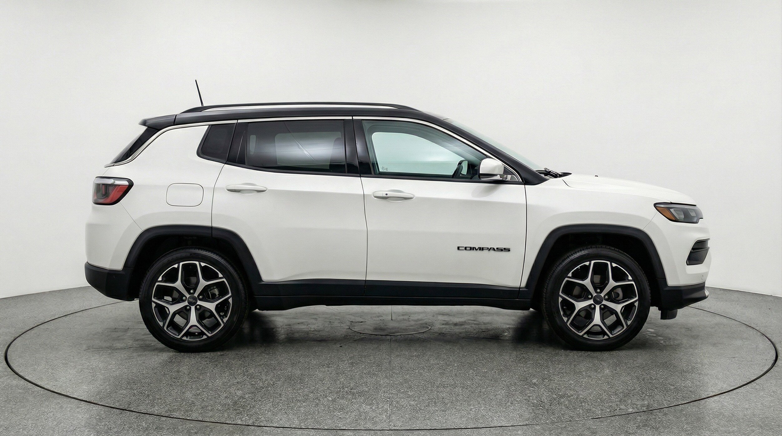Thumbnail: 2025 Jeep Compass - 11