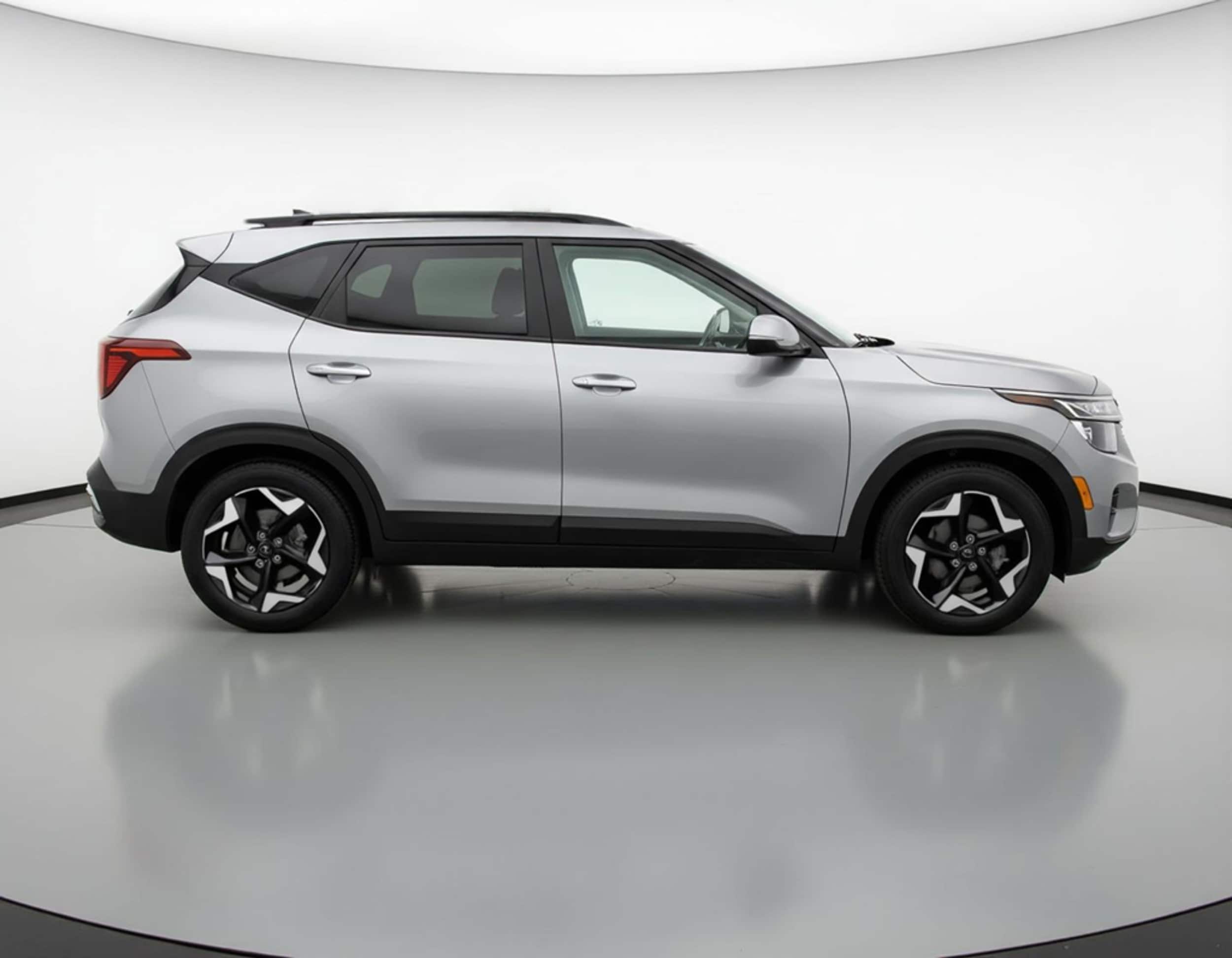 Thumbnail: 2025 Kia Seltos - 8