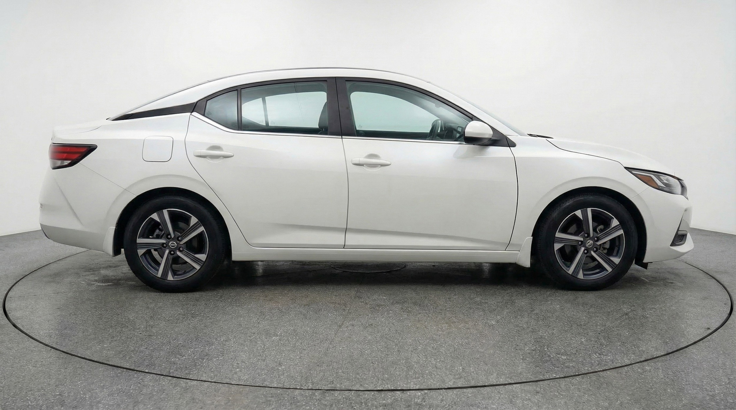 Thumbnail: 2025 Nissan Sentra - 11