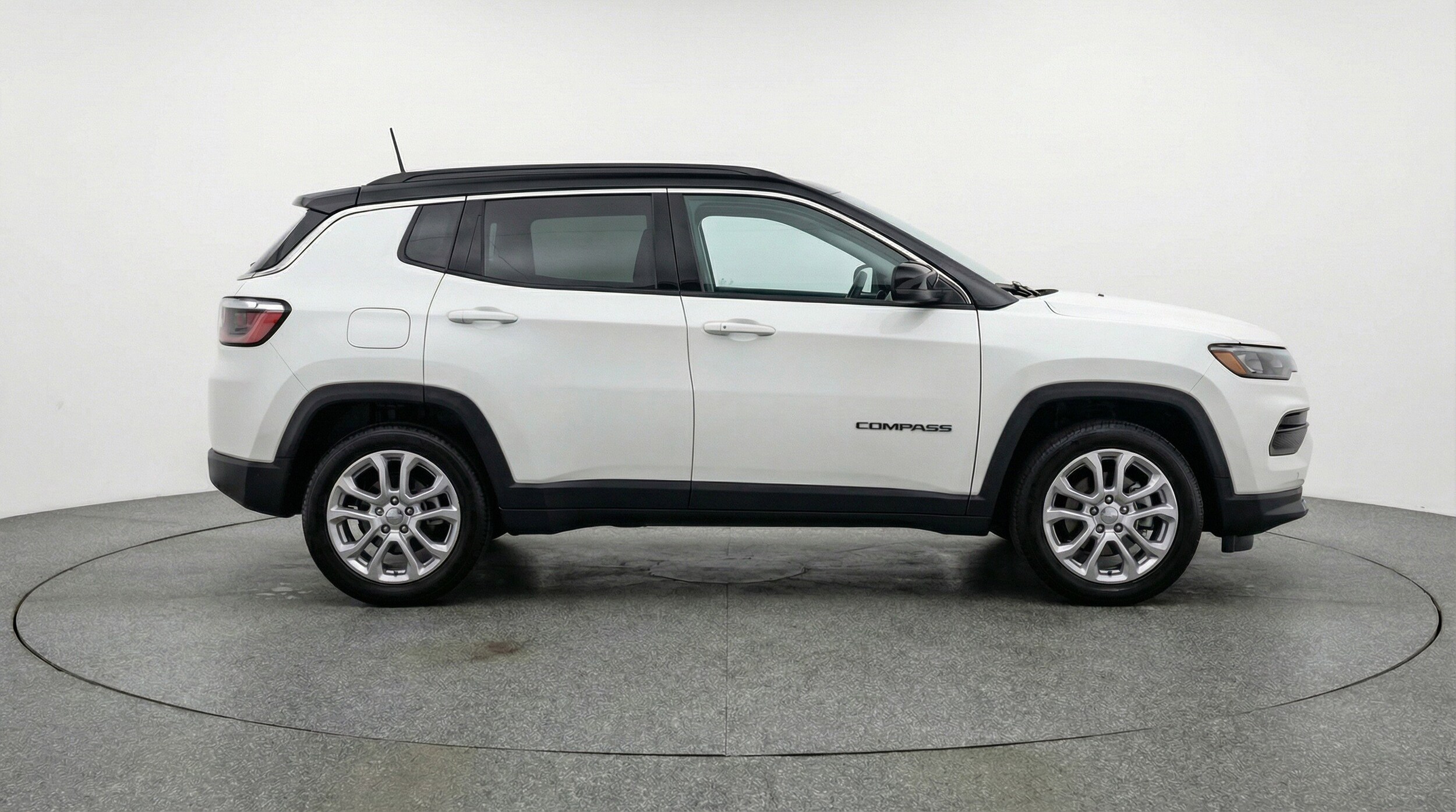 Thumbnail: 2025 Jeep Compass - 11