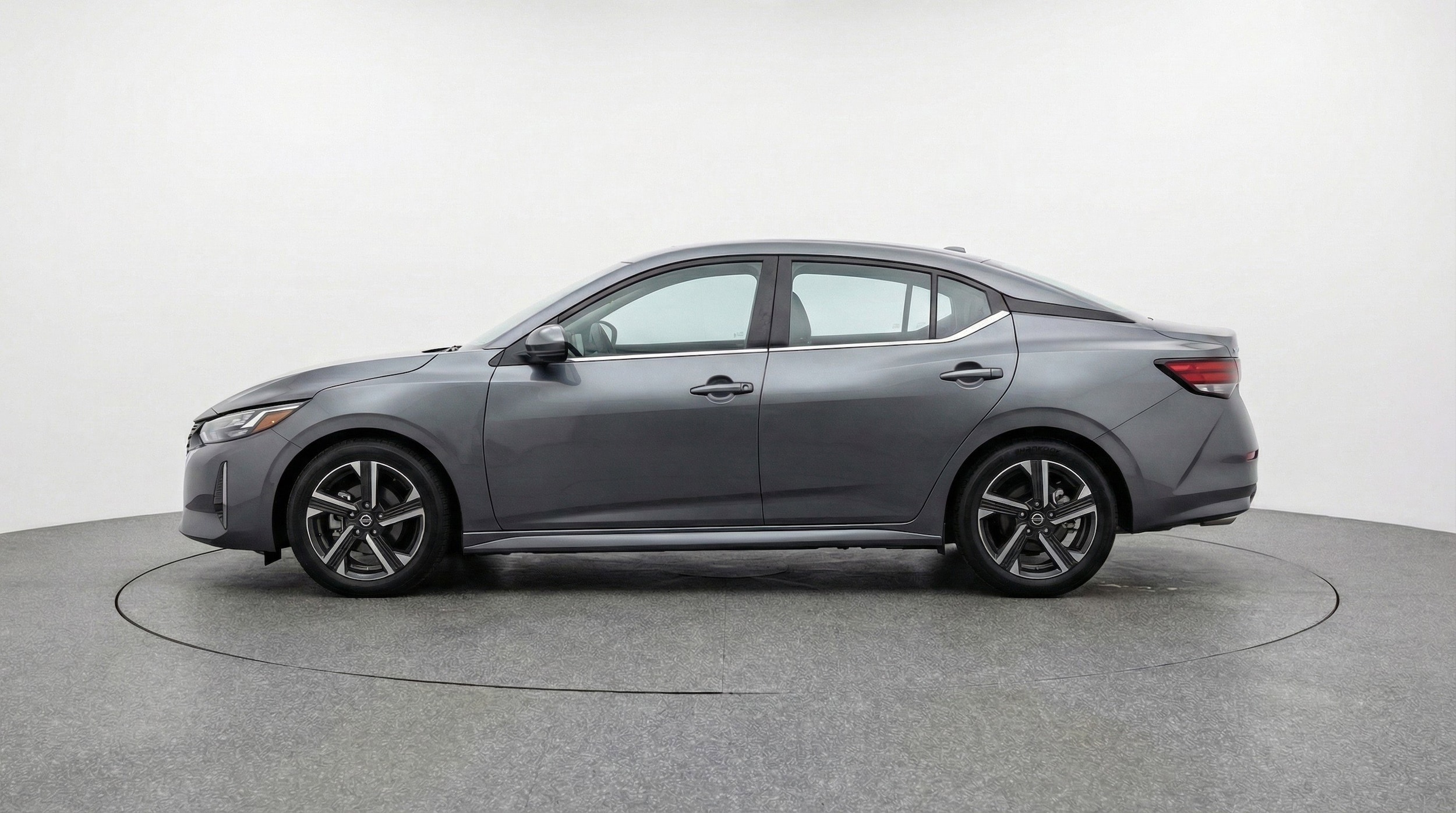 Thumbnail: 2025 Nissan Sentra - 5