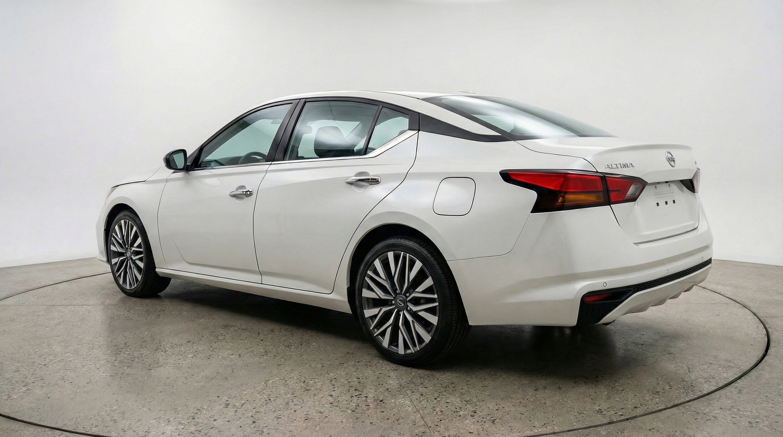 Thumbnail: 2025 Nissan Altima - 6