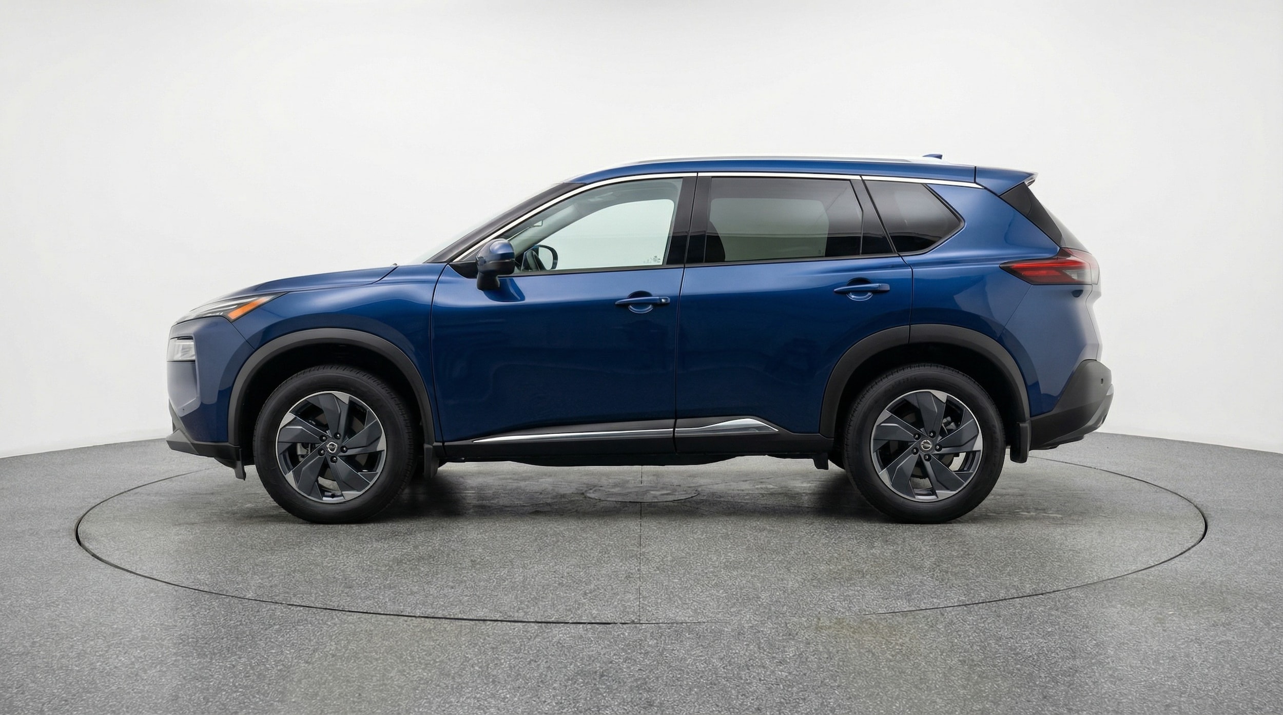 Thumbnail: 2025 Nissan Rogue - 4