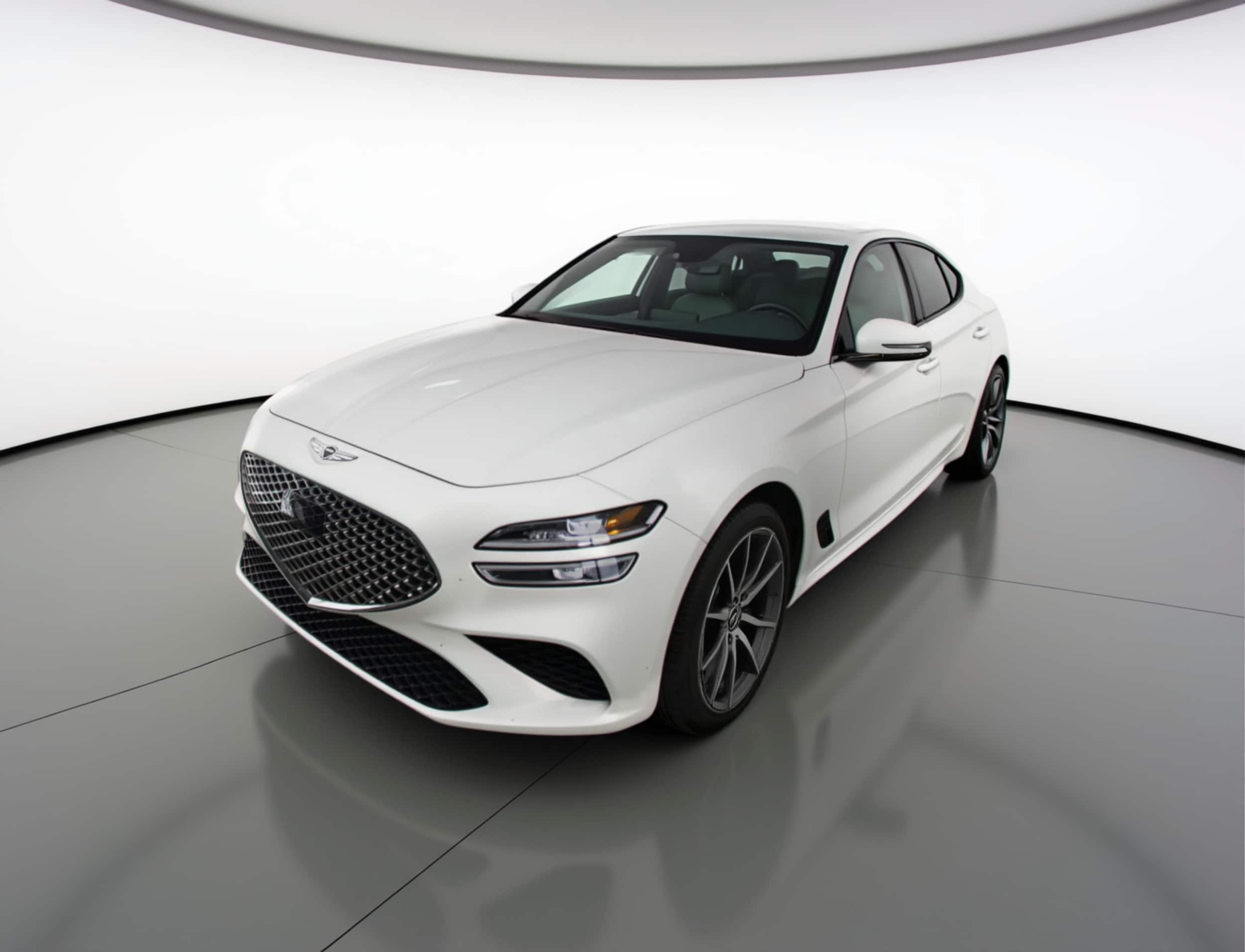 Thumbnail: 2025 Genesis G70 - 3