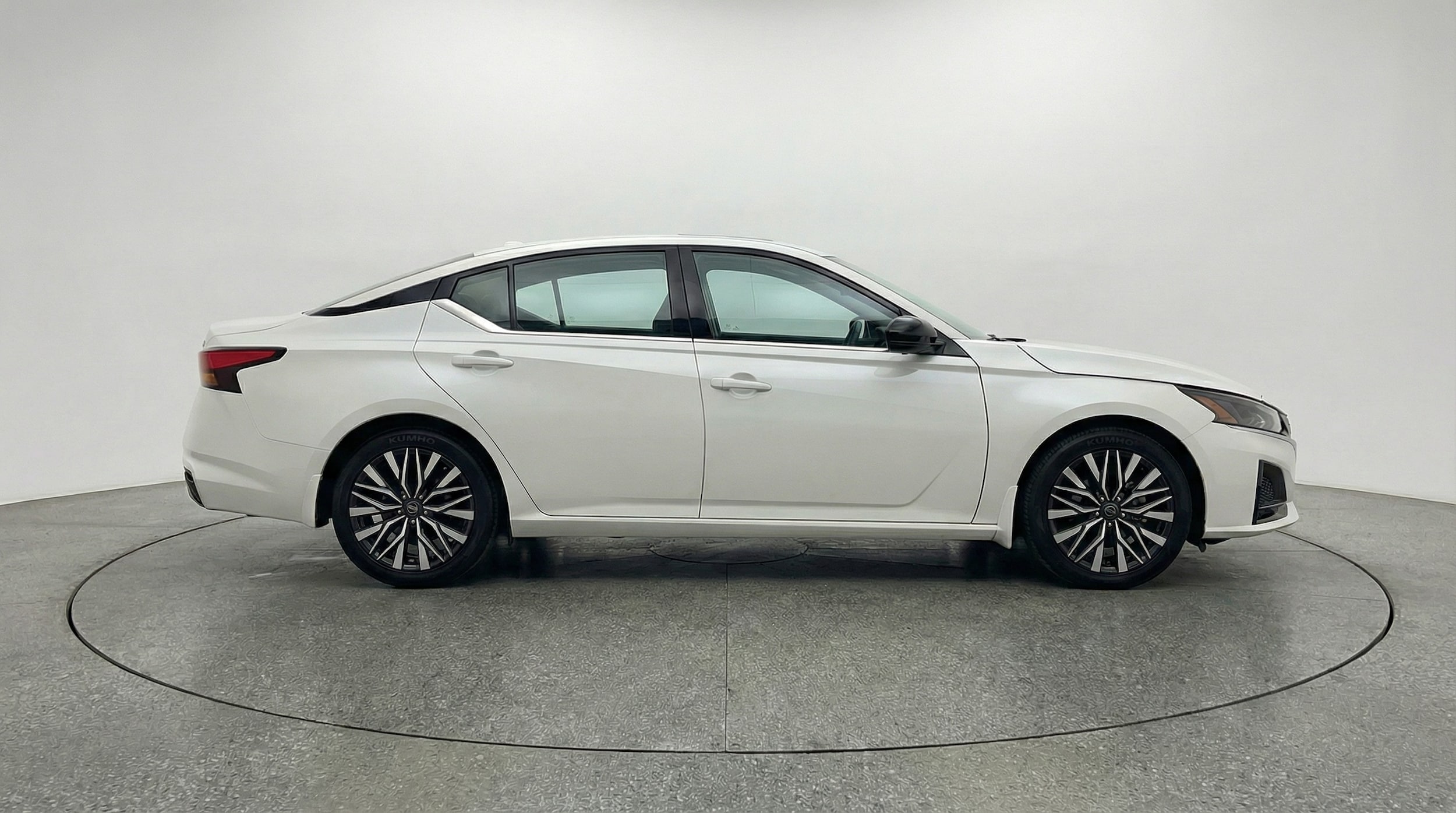 Thumbnail: 2025 Nissan Altima - 8