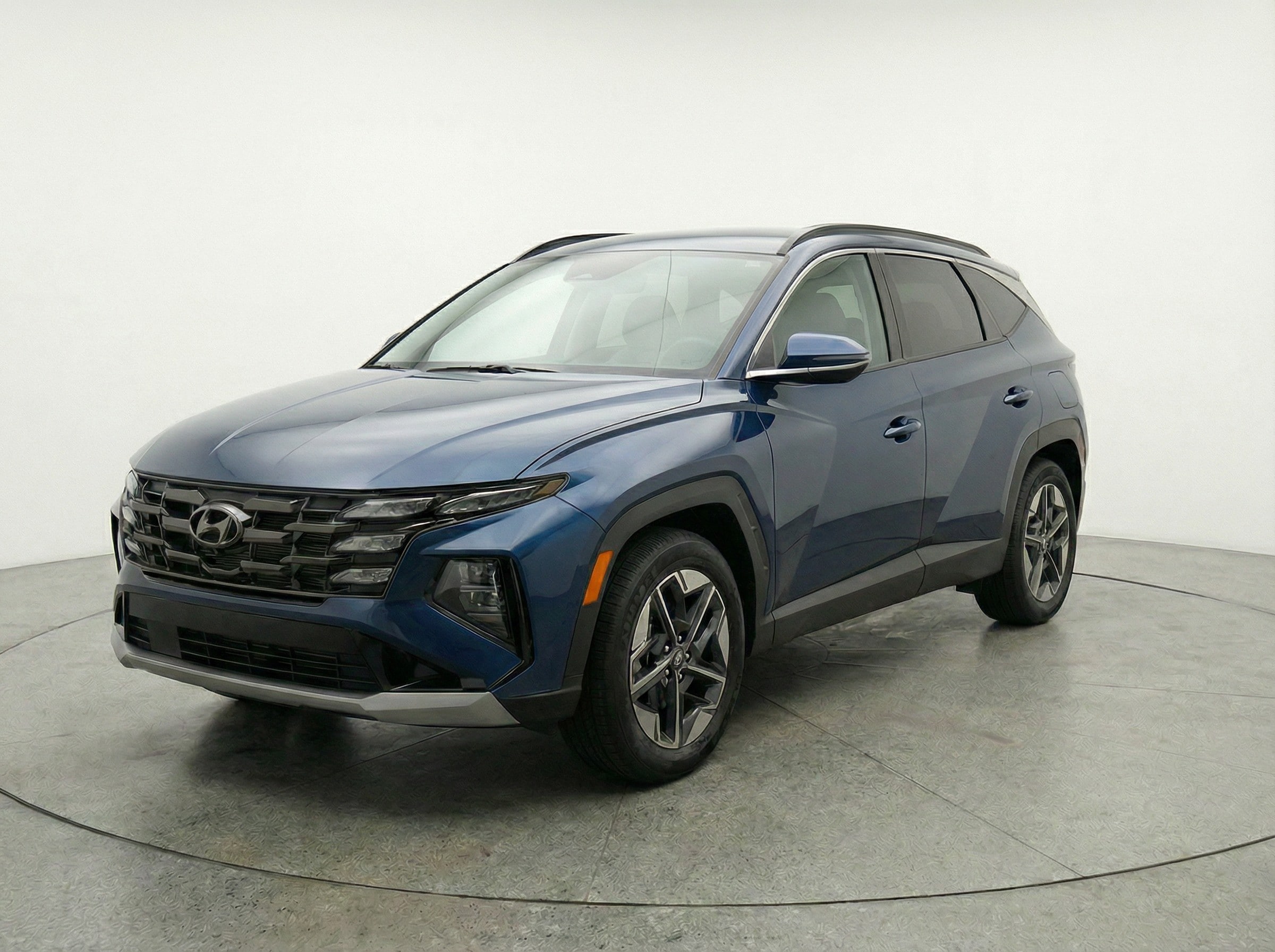 Thumbnail: 2025 Hyundai Tucson - 3