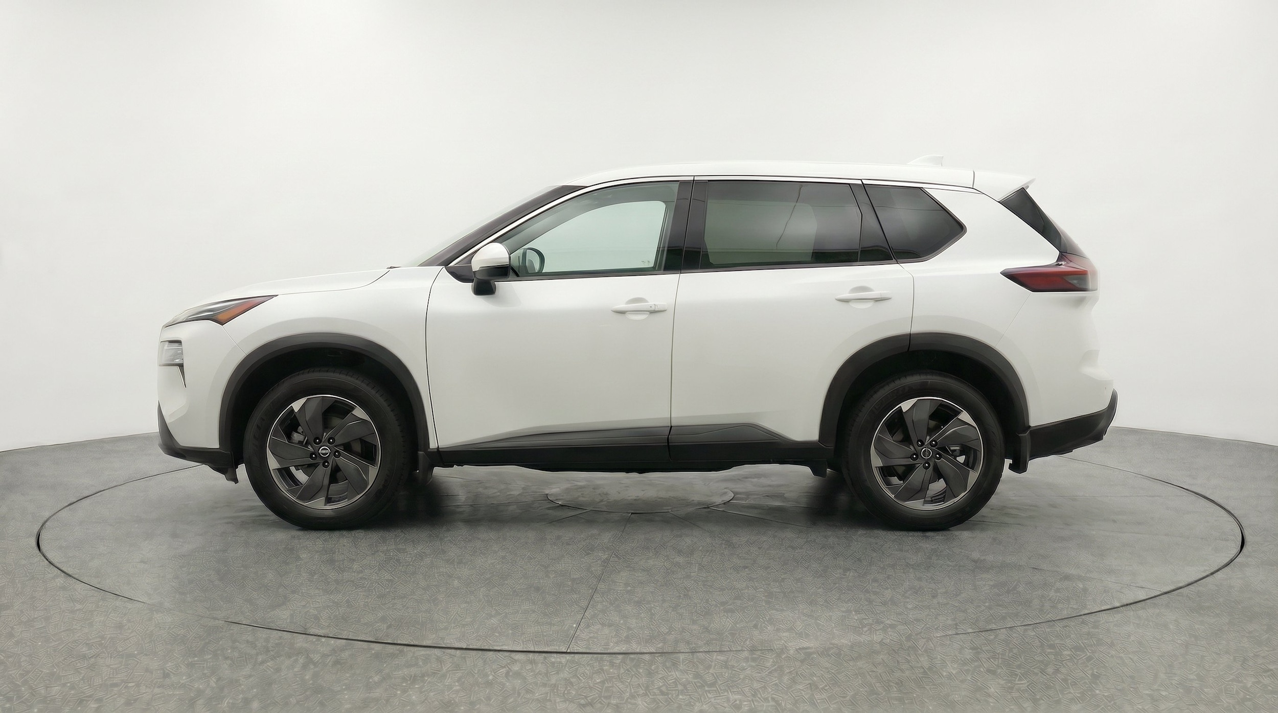 Thumbnail: 2025 Nissan Rogue - 5