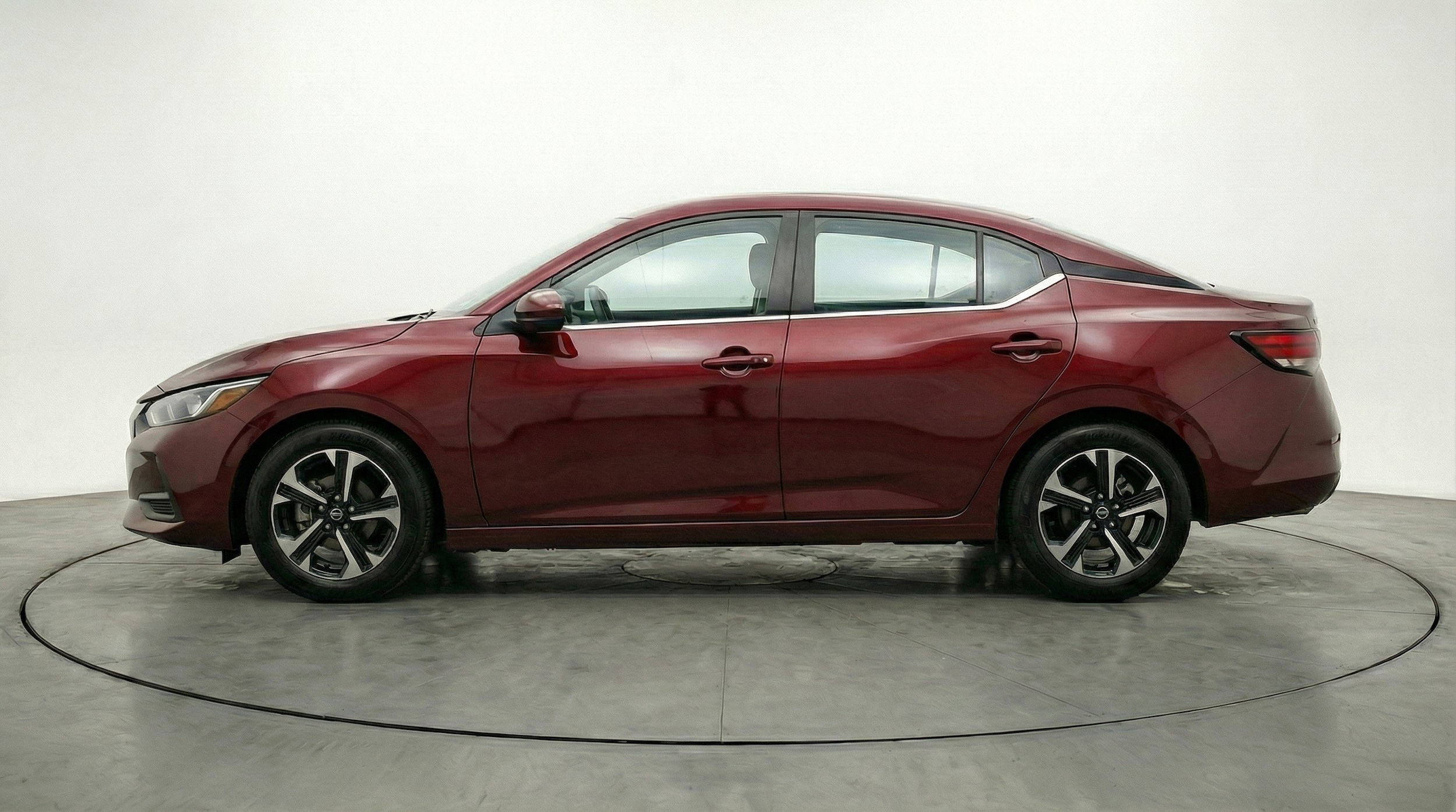 Thumbnail: 2025 Nissan Sentra - 5