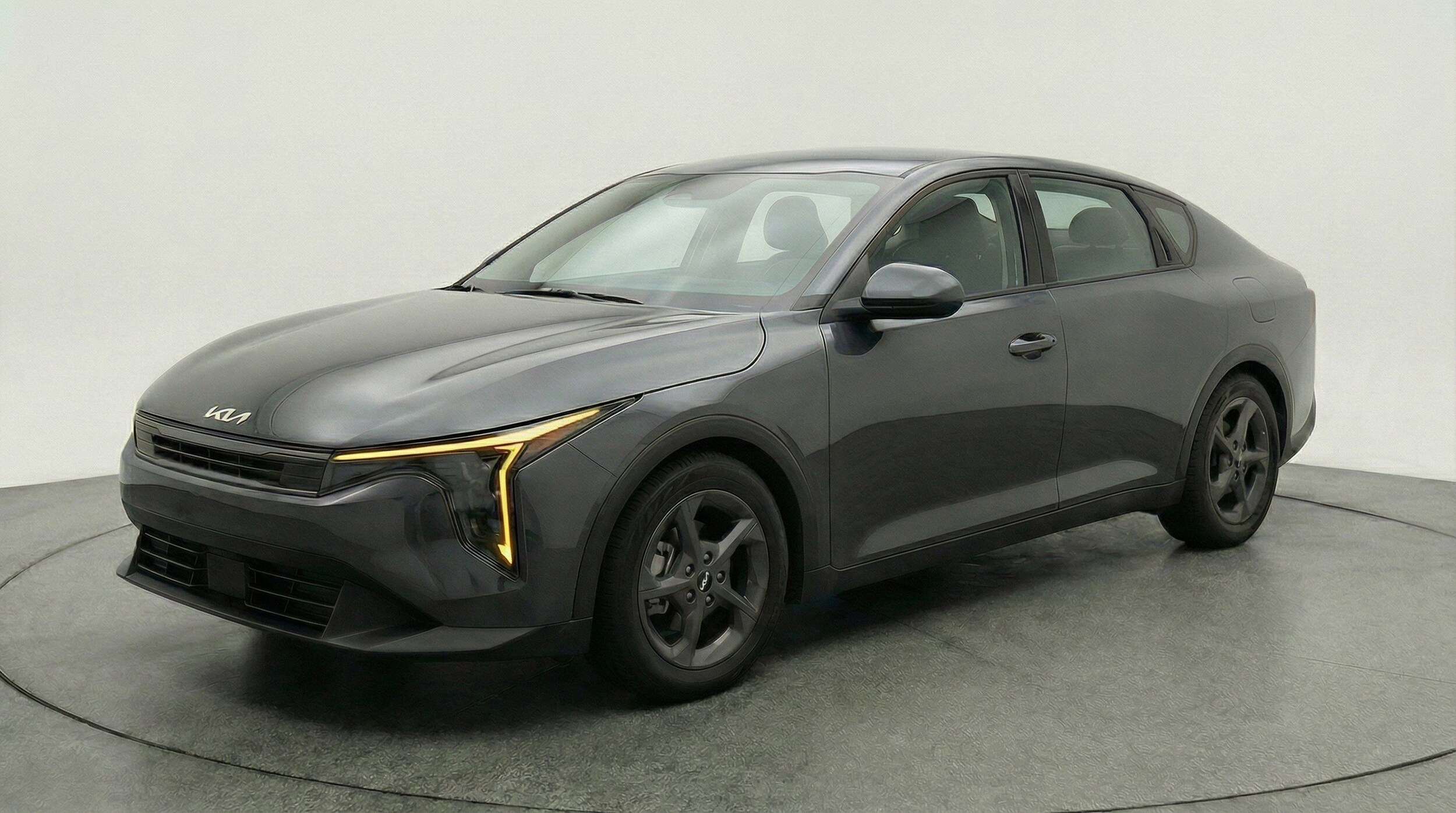 Thumbnail: 2025 Kia K4 - 3