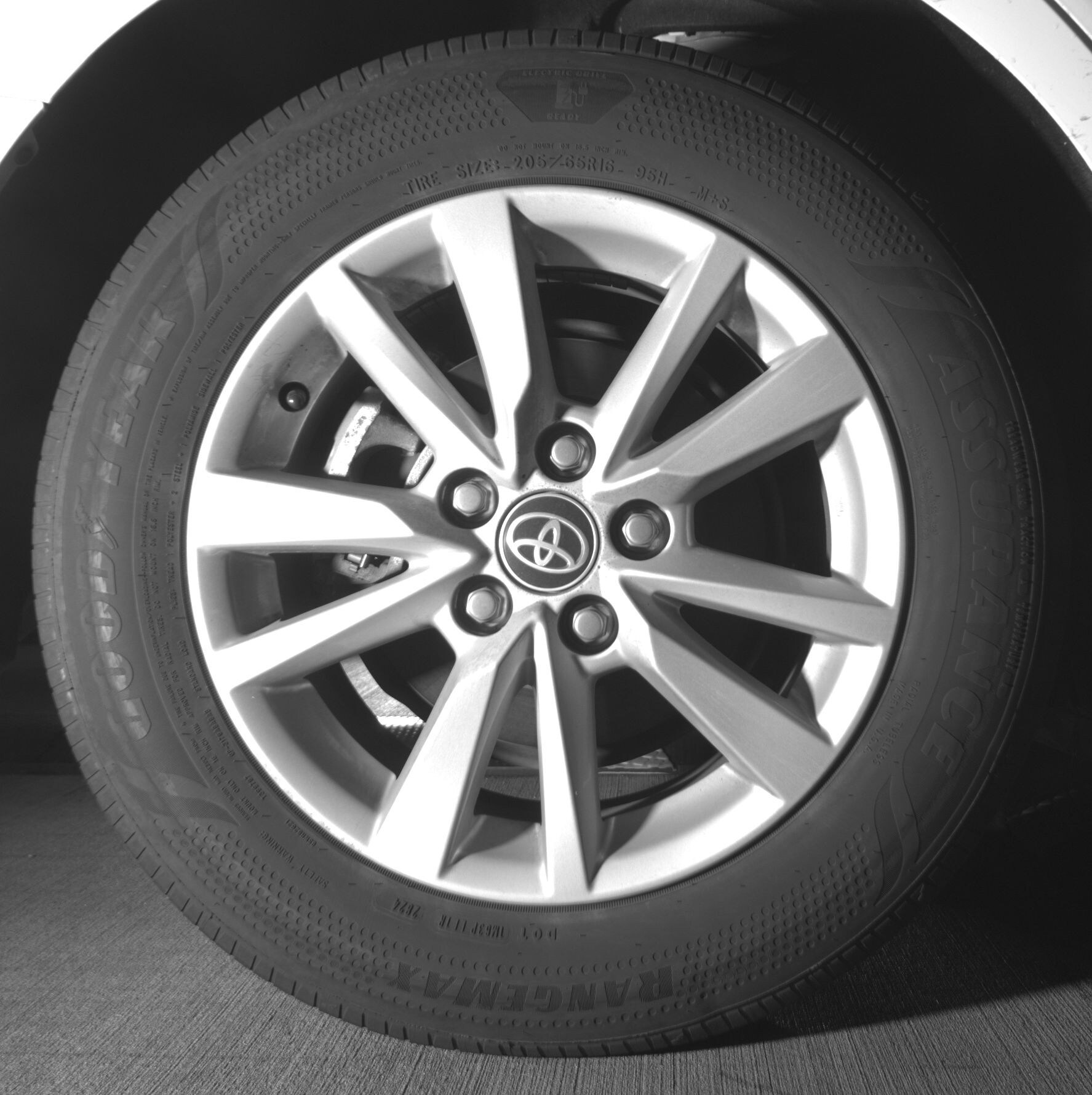 Thumbnail: 2025 Toyota Camry - 12