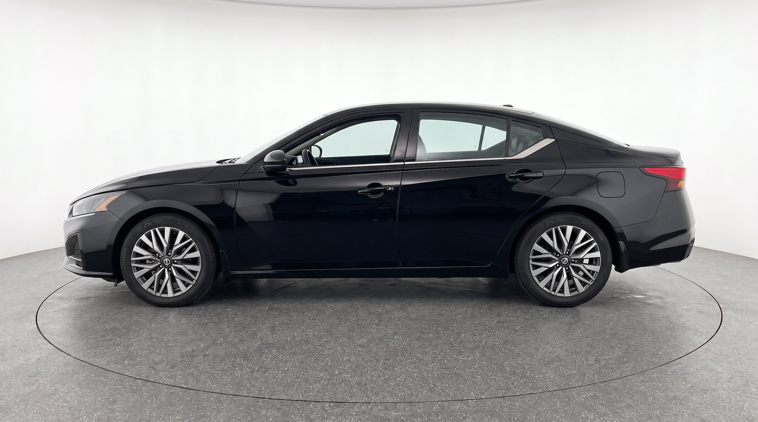 Thumbnail: 2026 Nissan Altima - 5