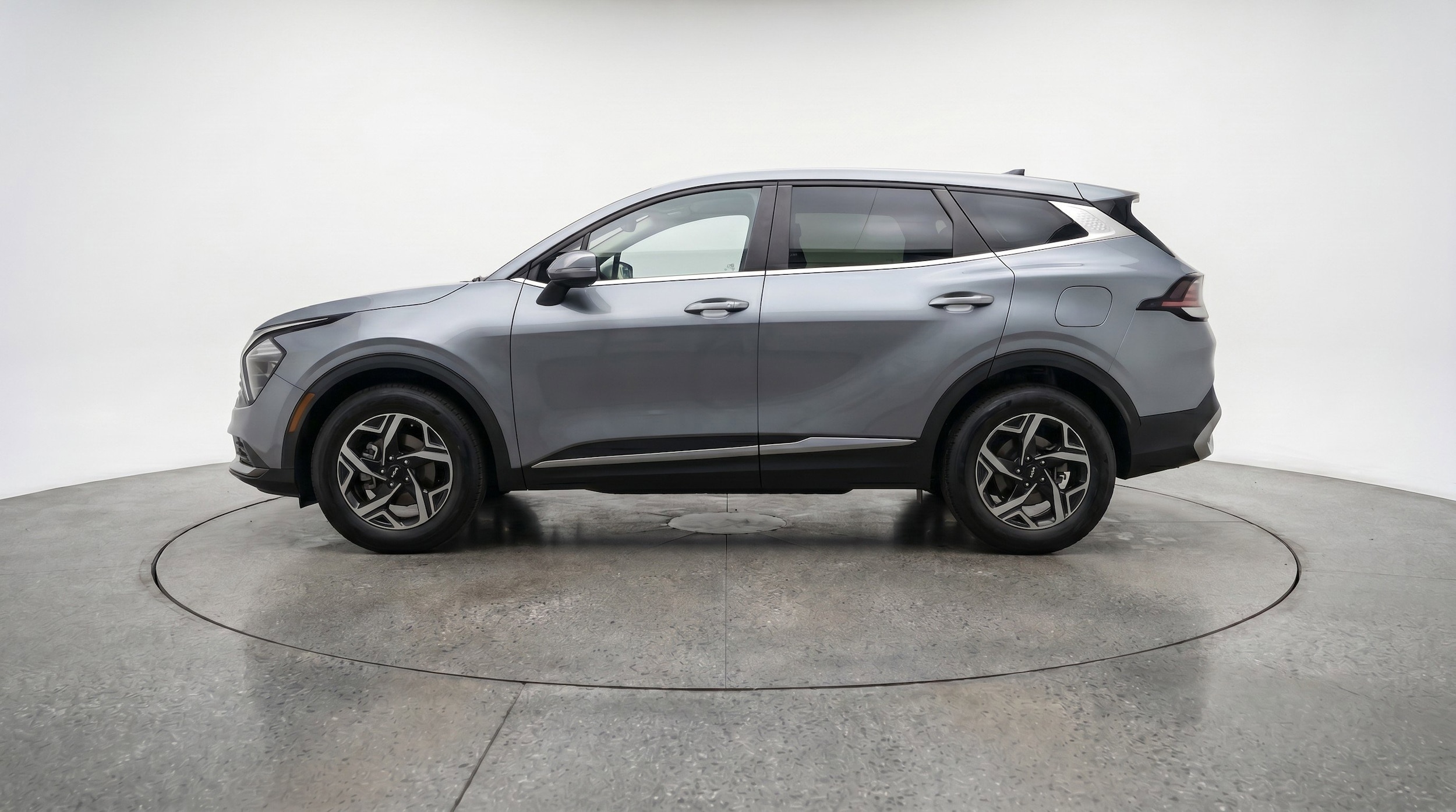 Thumbnail: 2025 Kia Sportage - 5