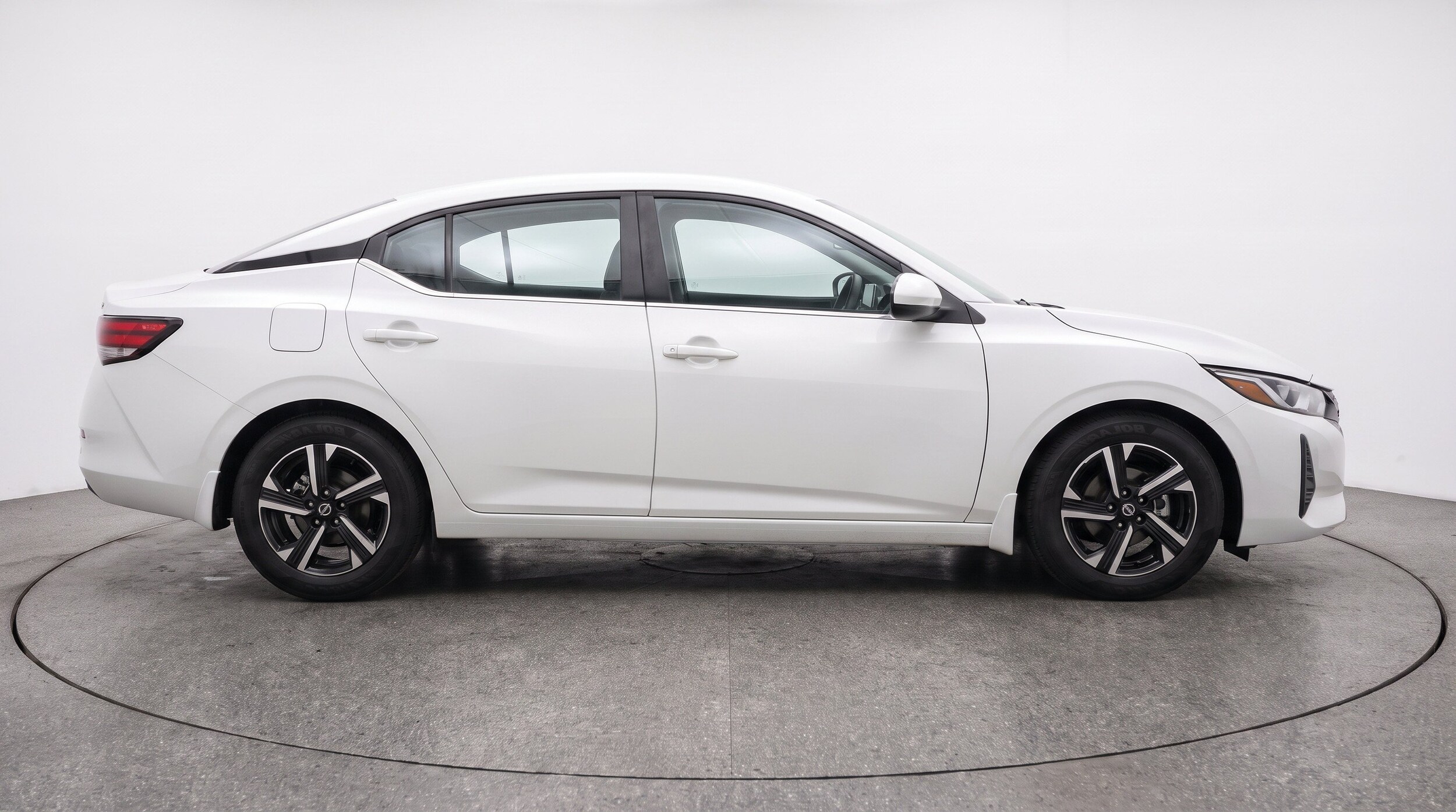 Thumbnail: 2025 Nissan Sentra - 11