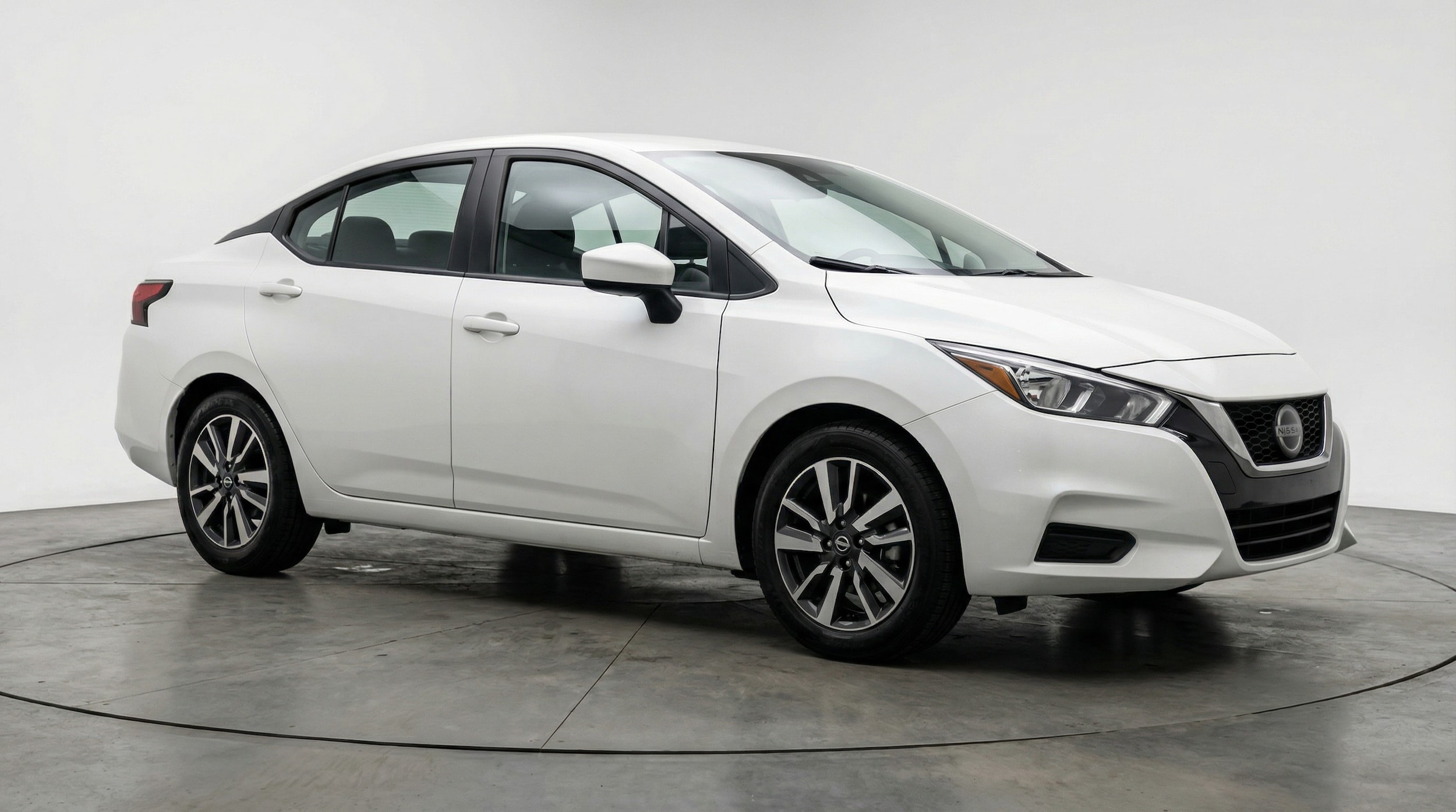 2025 Nissan Versa Sedan SV