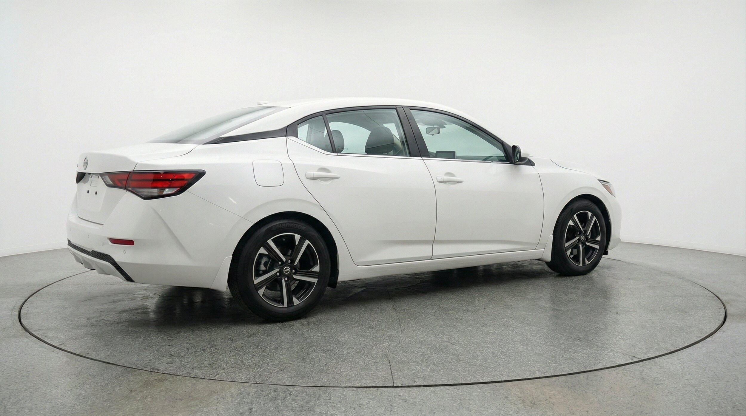 Thumbnail: 2025 Nissan Sentra - 9