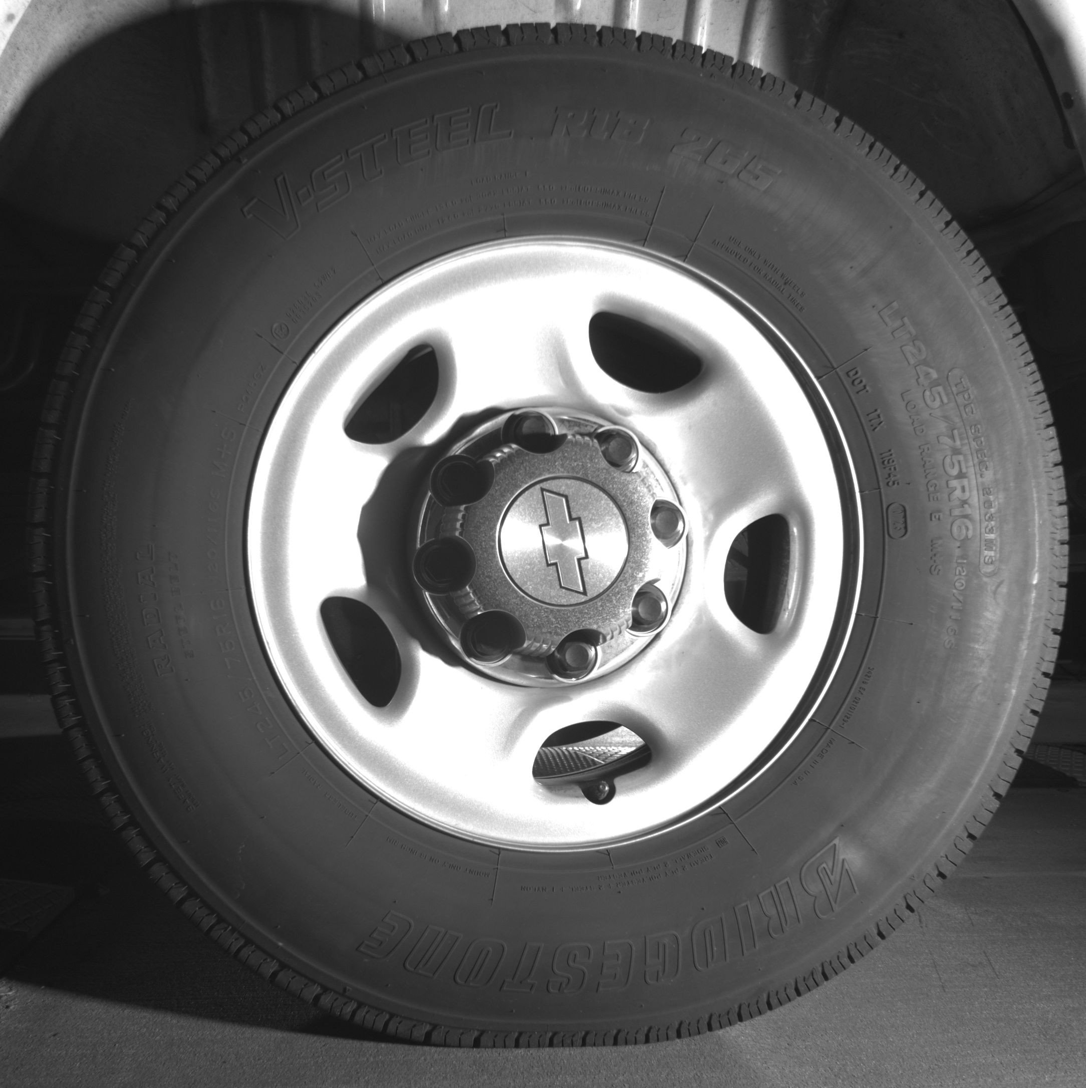 Thumbnail: 2025 Chevrolet Express - 14