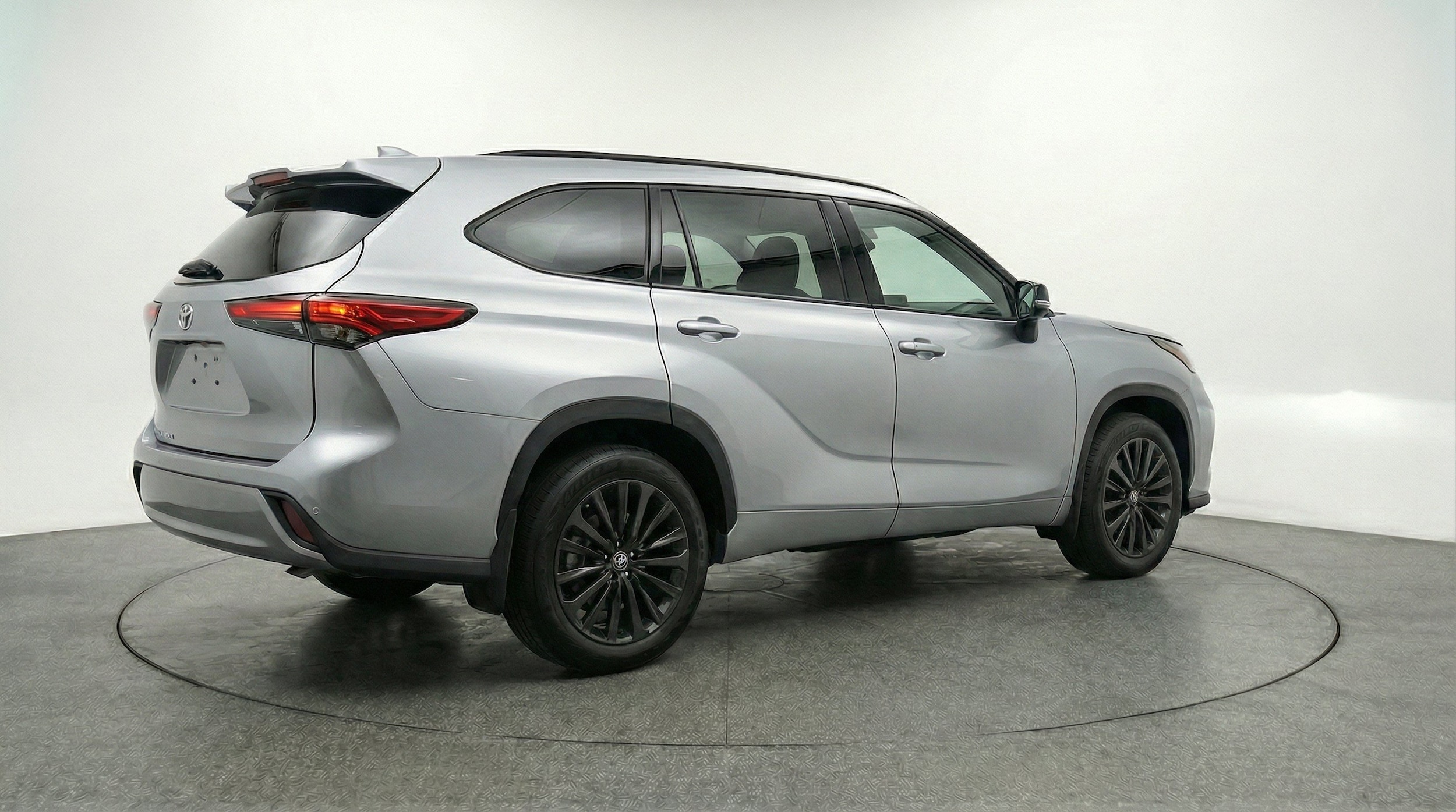 Thumbnail: 2025 Toyota Highlander - 9