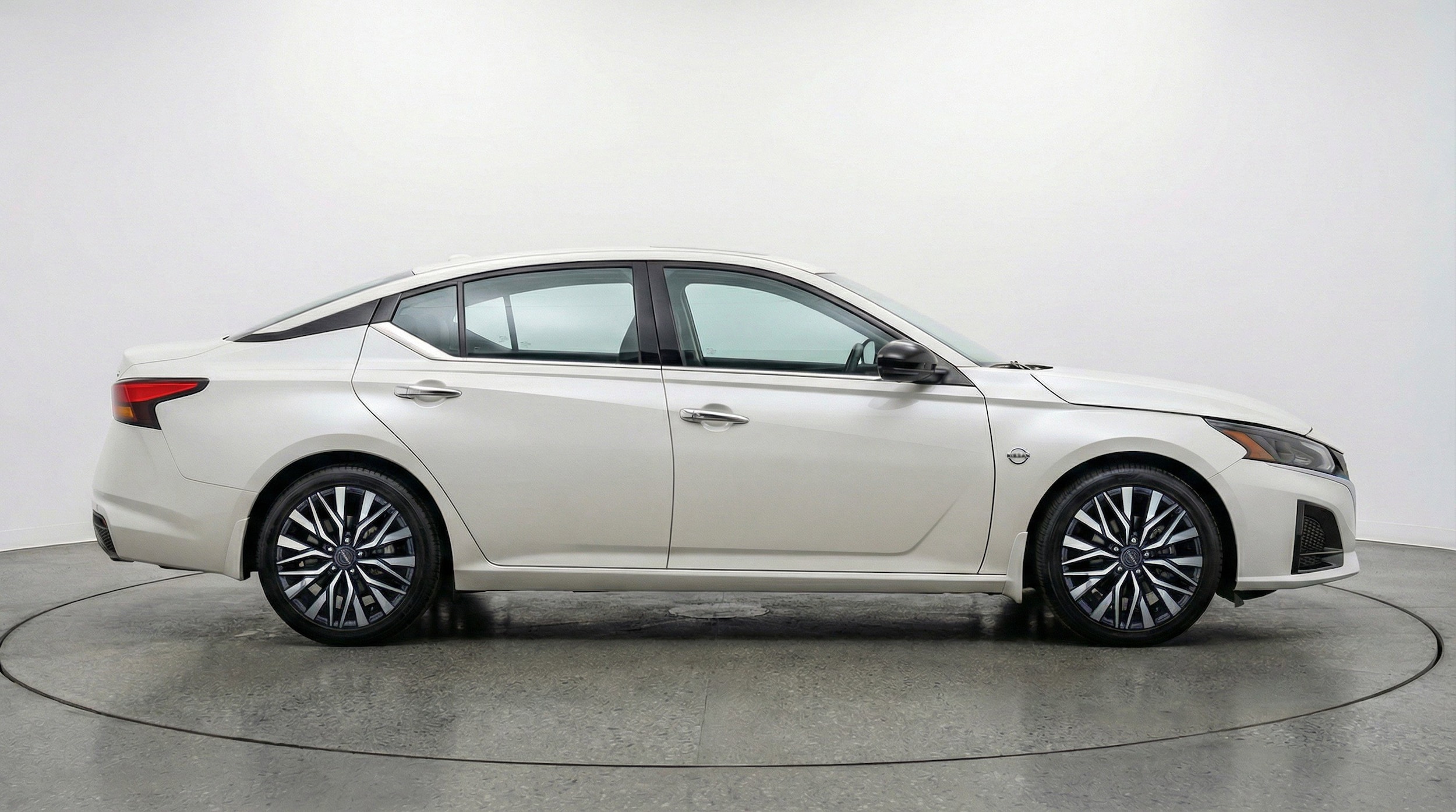 Thumbnail: 2025 Nissan Altima - 11