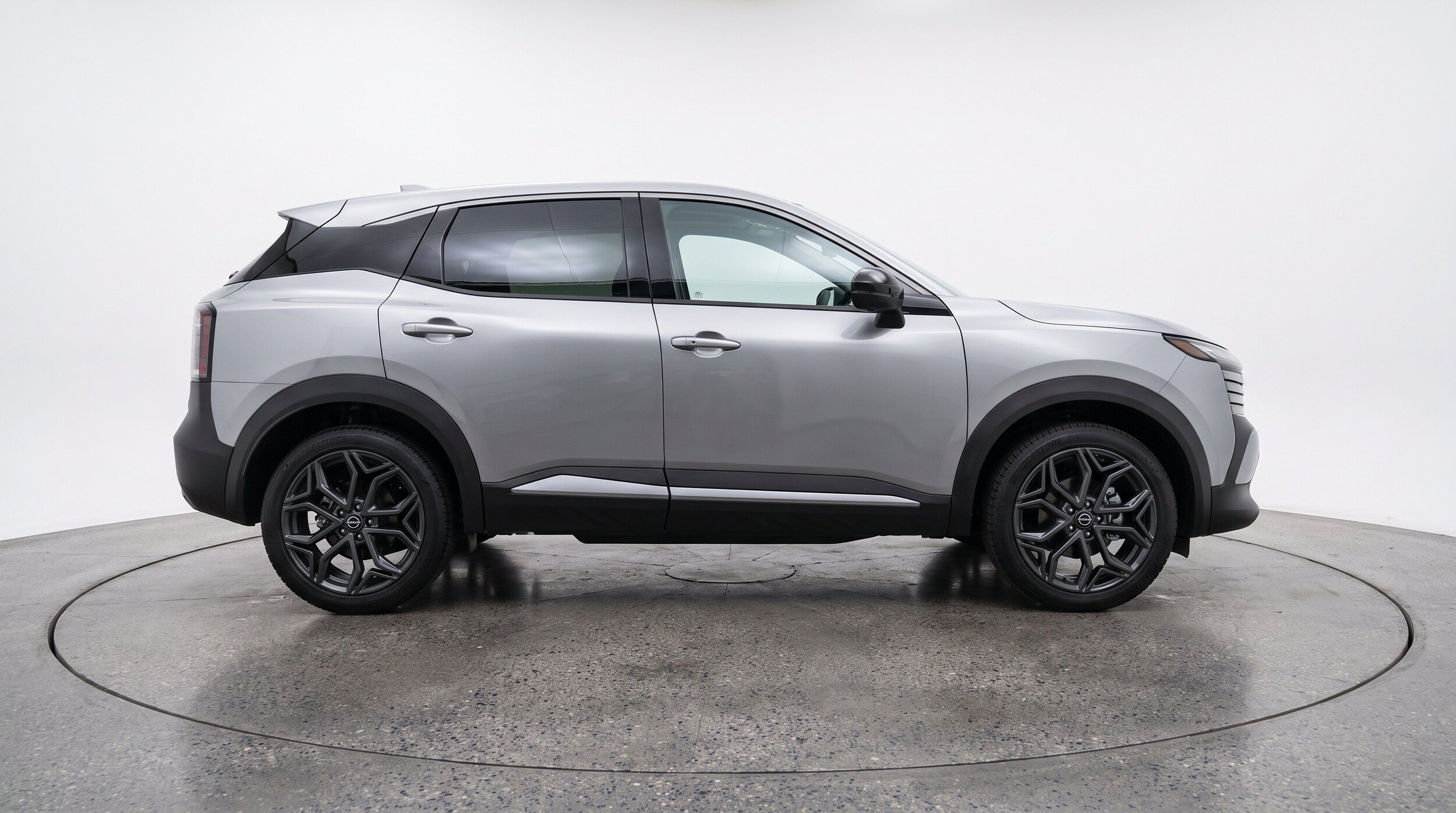 Thumbnail: 2026 Nissan Kicks - 11