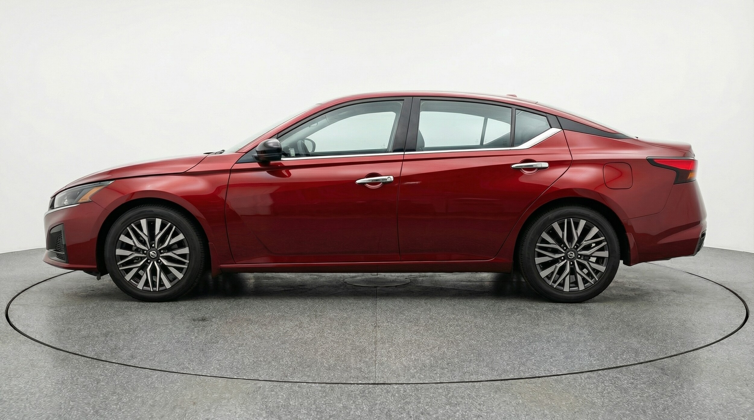 Thumbnail: 2025 Nissan Altima - 4