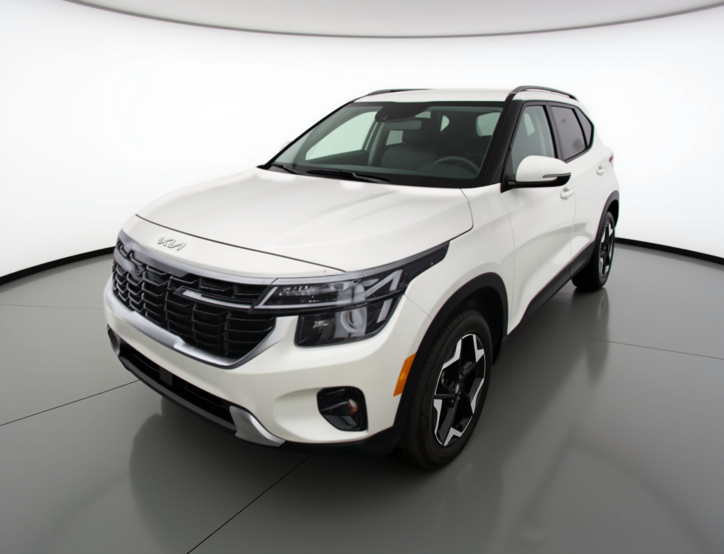 Thumbnail: 2025 Kia Seltos - 3