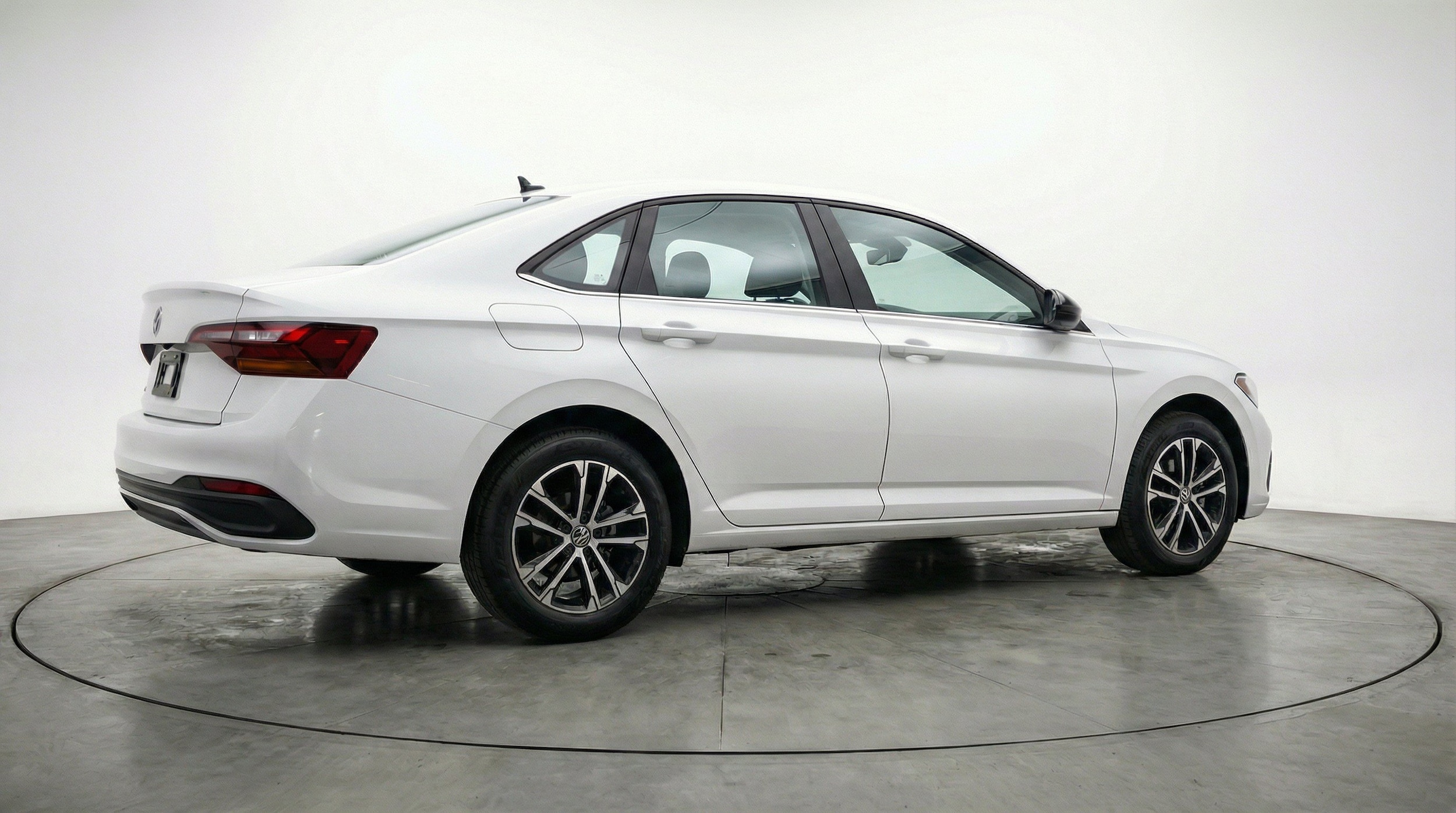 Thumbnail: 2025 Volkswagen Jetta - 9