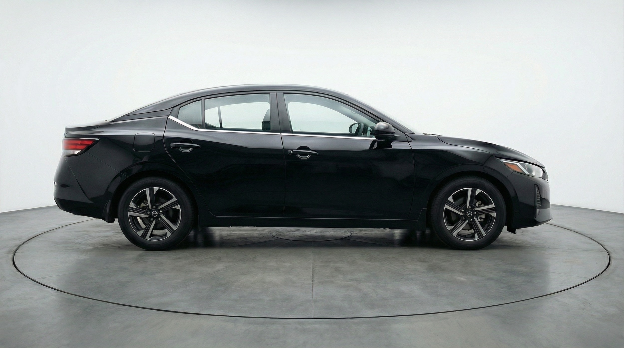 Thumbnail: 2025 Nissan Sentra - 8