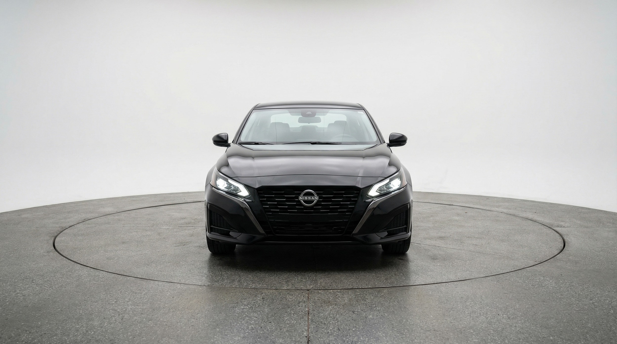 Thumbnail: 2025 Nissan Altima - 2