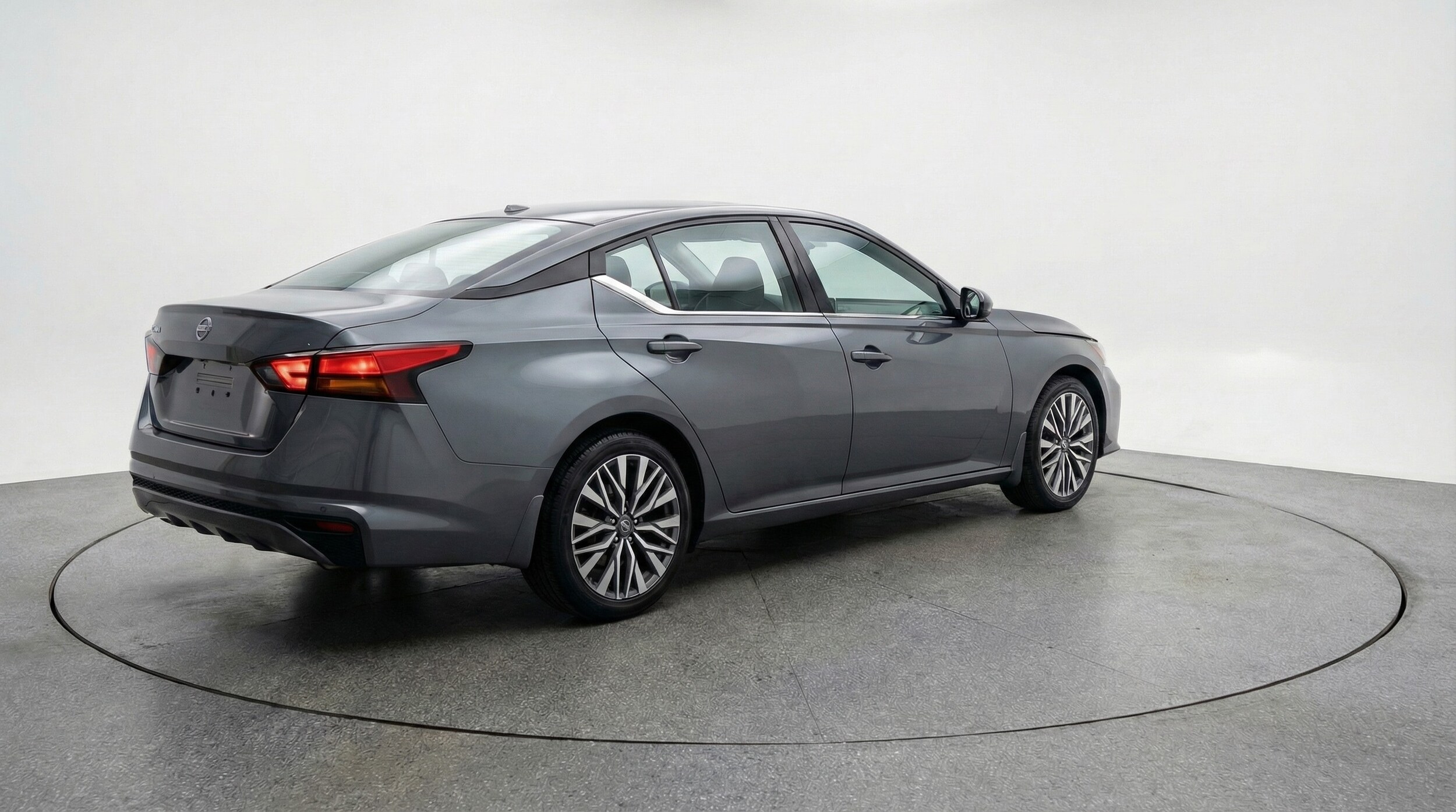 Thumbnail: 2025 Nissan Altima - 7